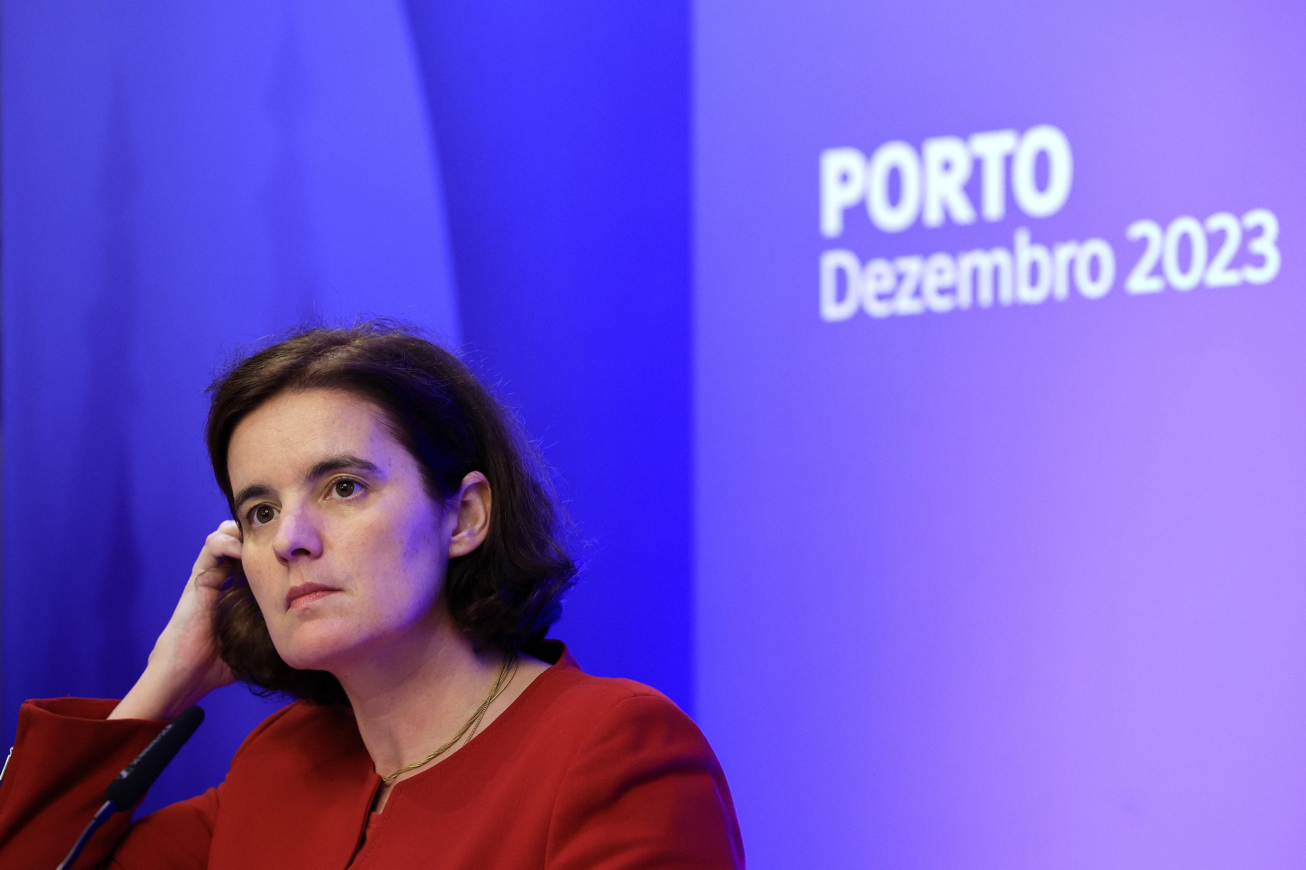 Governo “não fará inaugurações, nem estará tão presente no terreno”, afirma ministra da Presidência