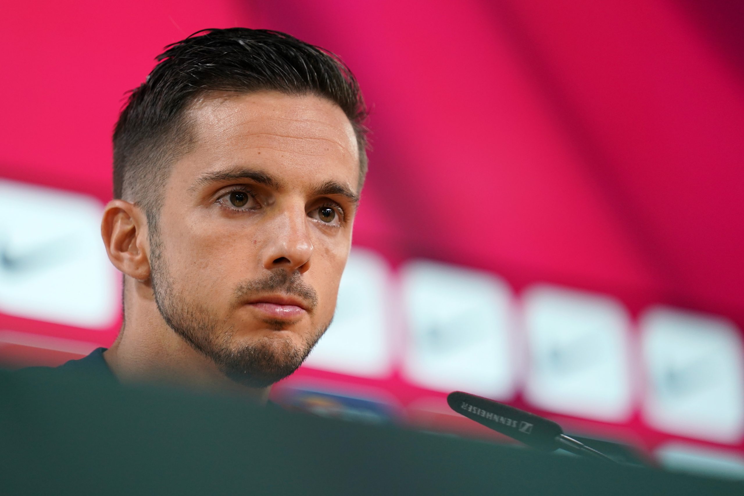 Sarabia assina por duas épocas e meia com os Wolves