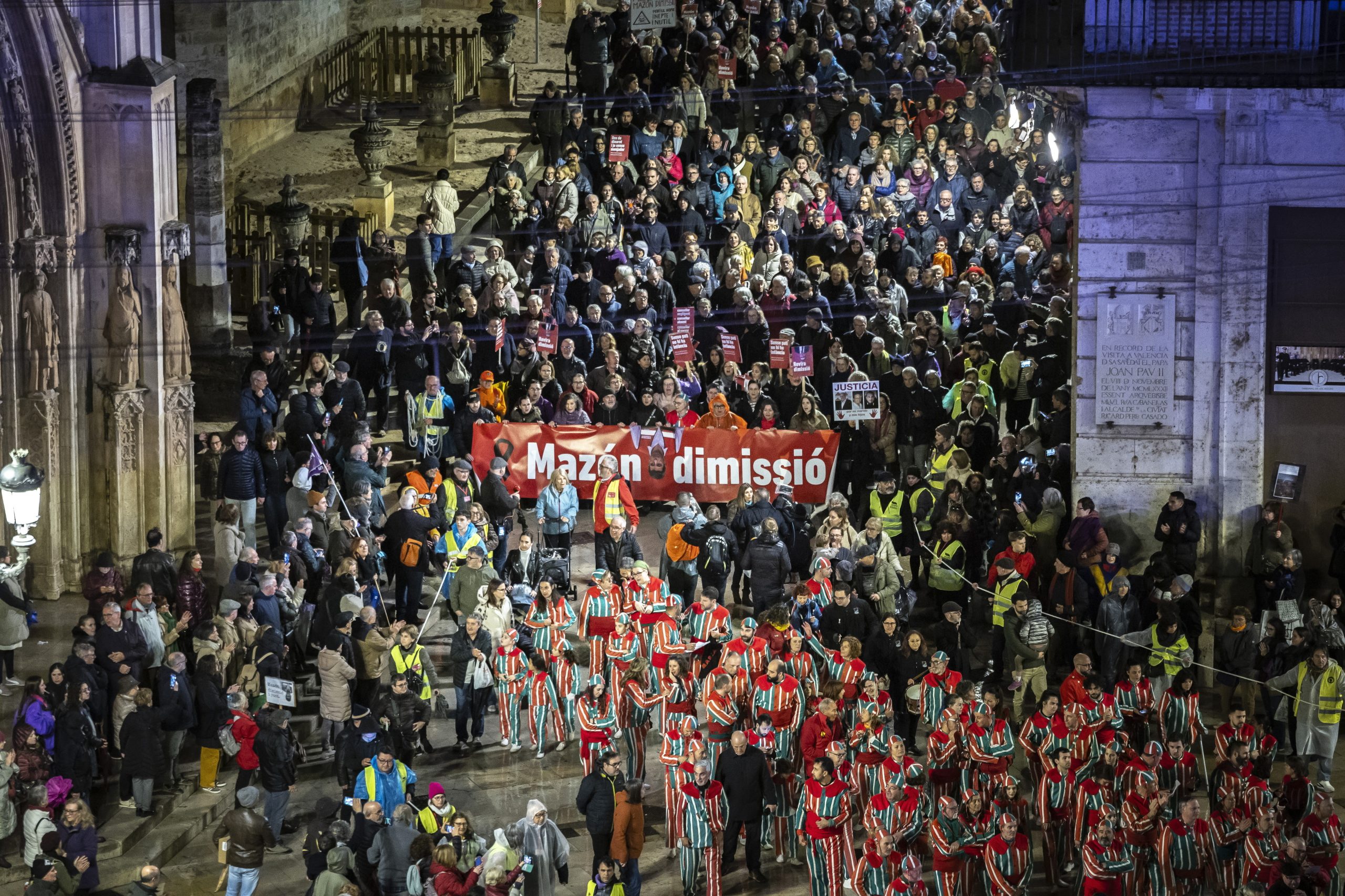 “Gestão negligente” das inundações: Novo protesto em Valência juntou 25 mil pessoas.