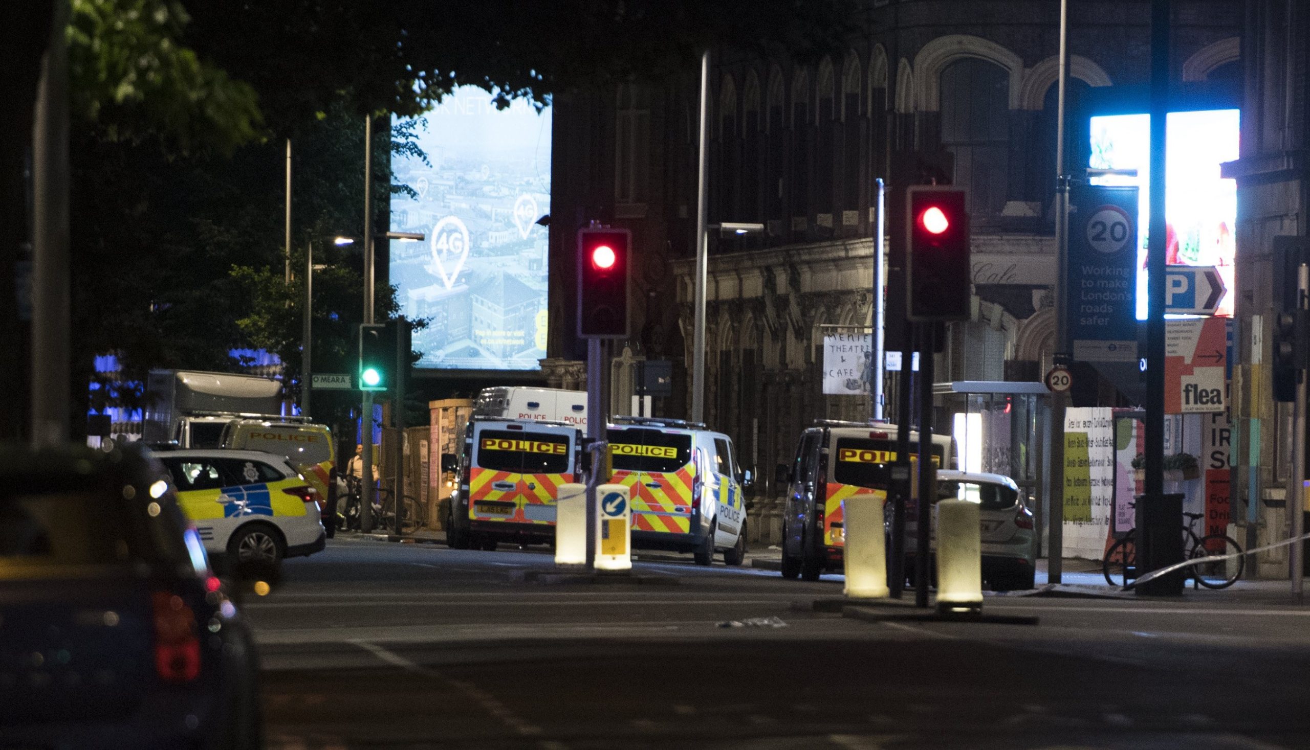 Primeiro-ministro italiano condena ataques em Londres e defende união contra terrorismo