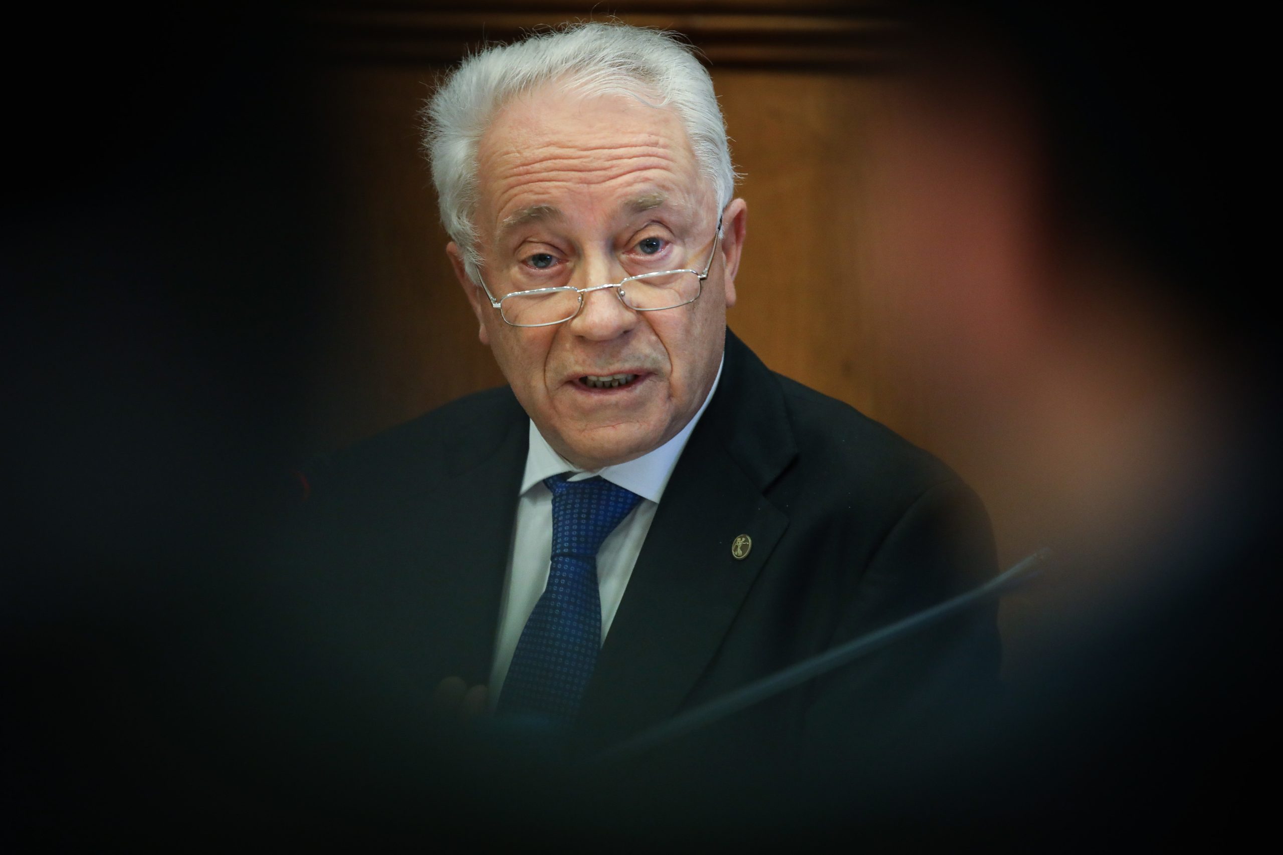 Carlos Costa diz não ter poderes para resolver diferendo entre BIC e trabalhadores do Alicoop