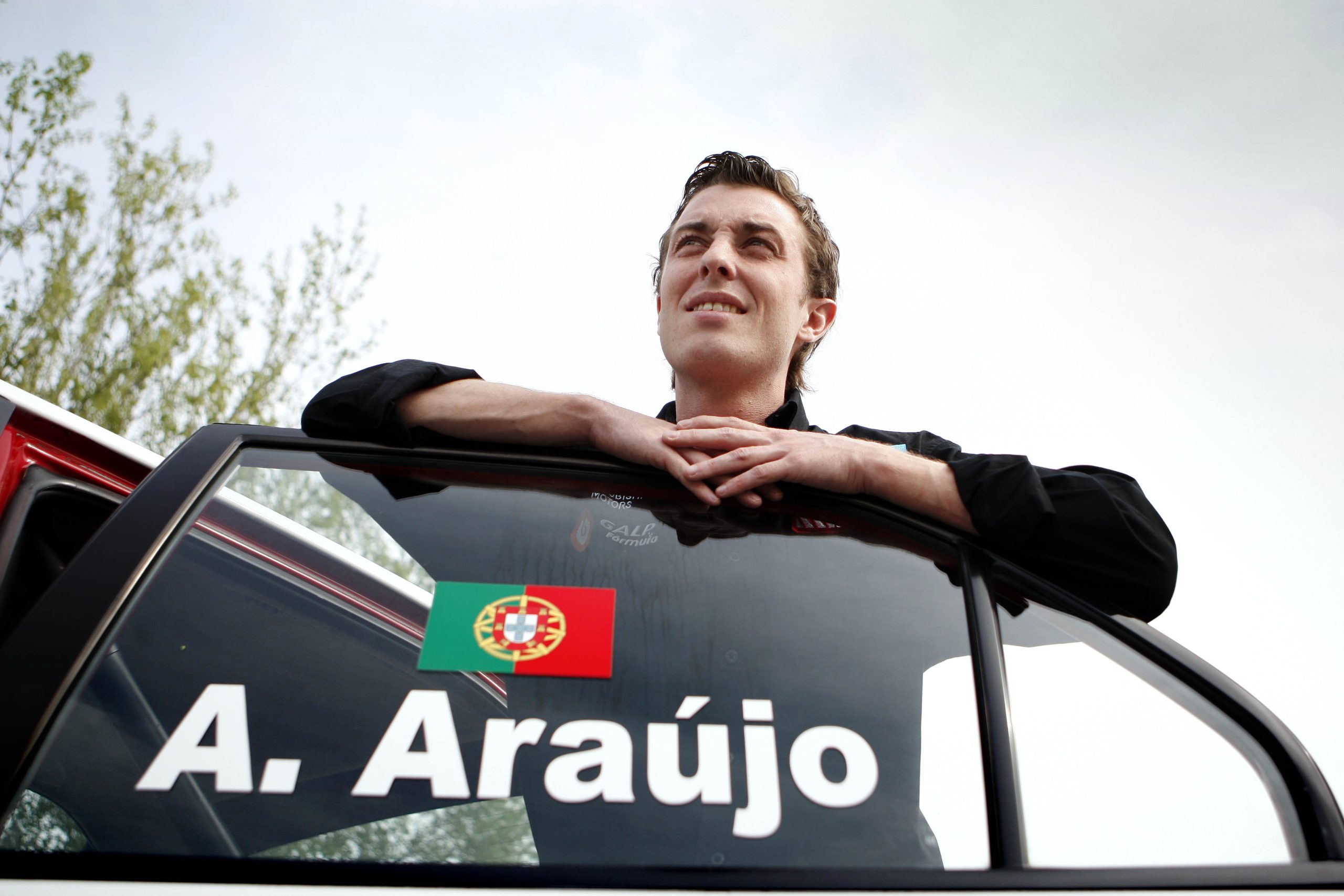 Armindo Araújo “orgulhoso” pela conquista do pentacampeonato nacional de ralis