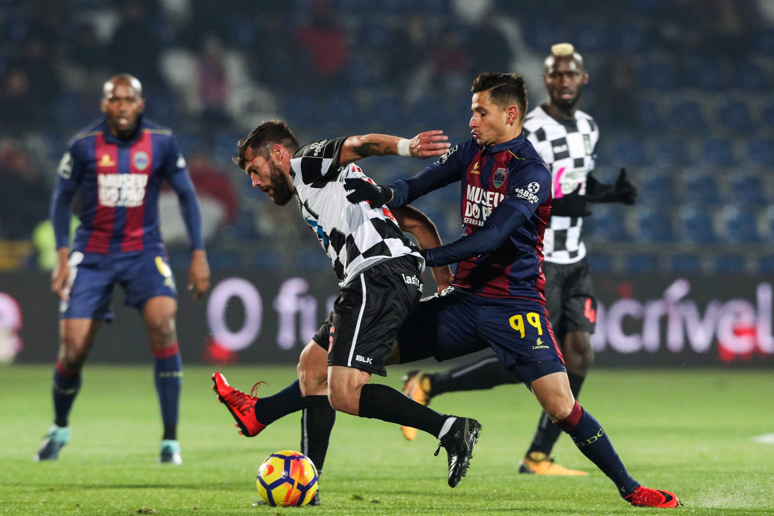 Desportivo de Chaves e Boavista empatam a zero
