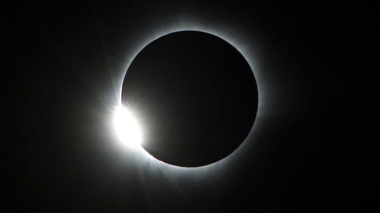 Eclipse total de “super lua” no dia 31 vísivel apenas na Austrália e na Ásia