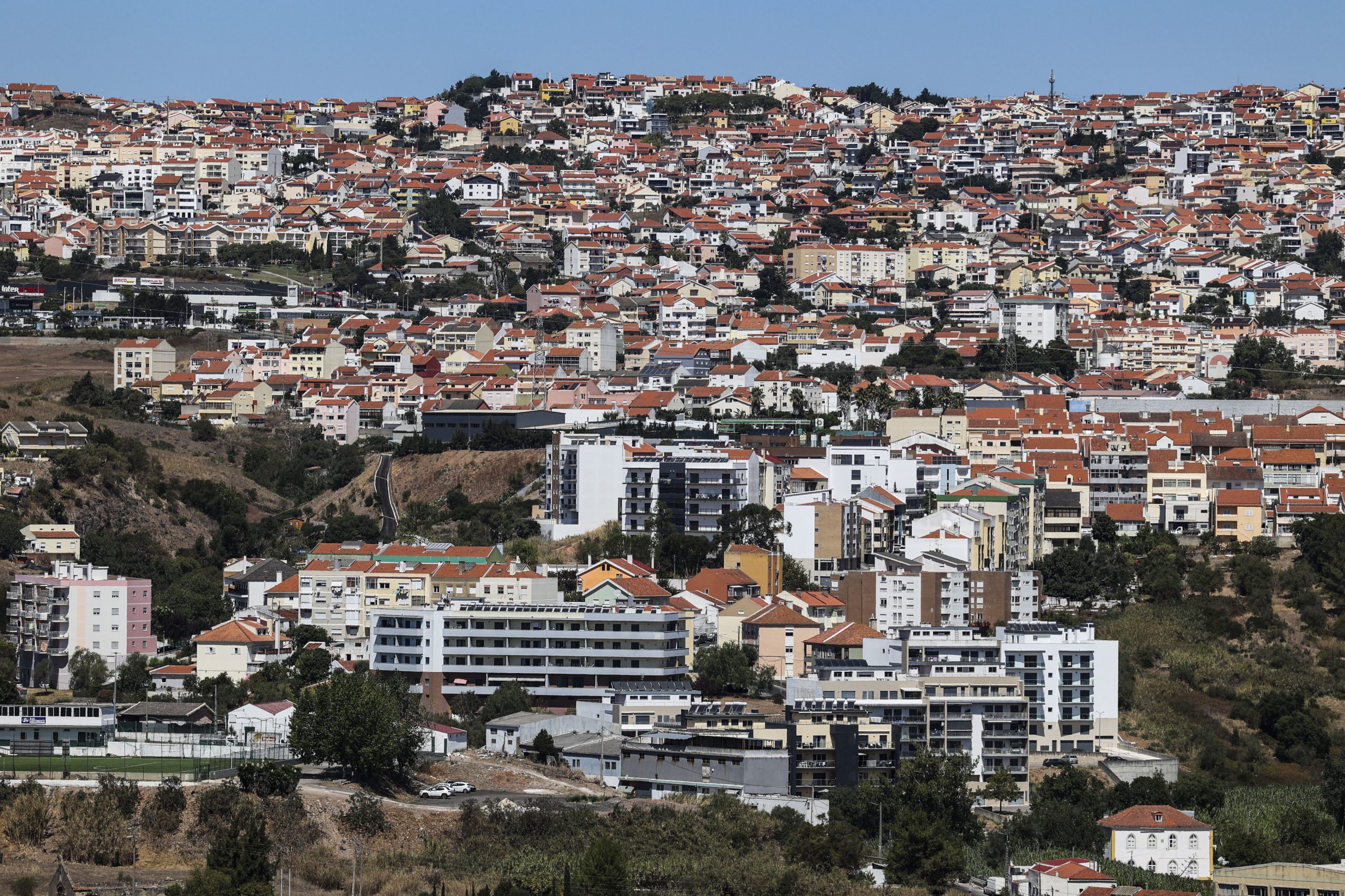 Jovens sem acesso a isenção de IMT se forem donos de imóvel em ruína