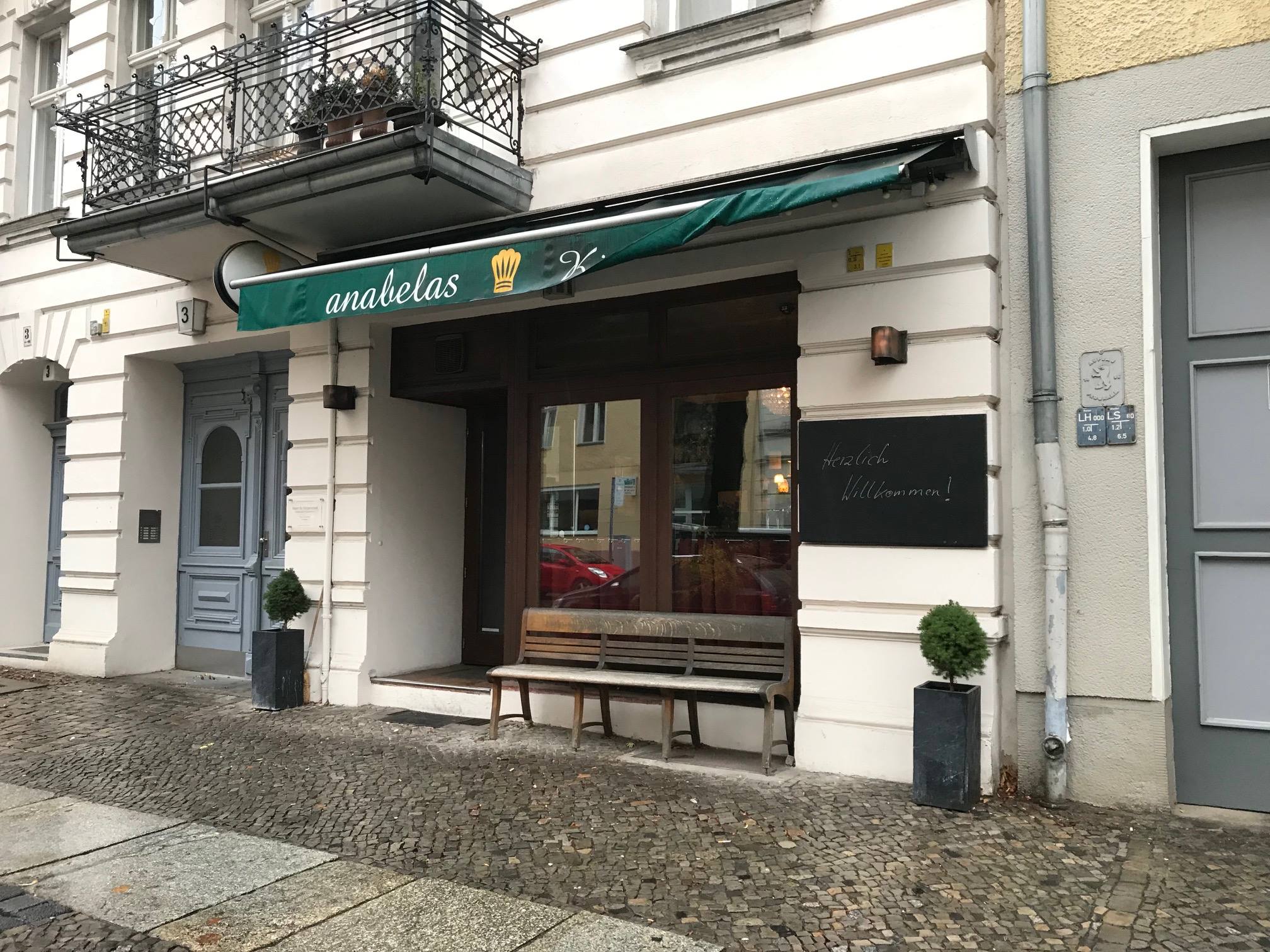 Restaurante português na Alemanha vende sopas solidárias