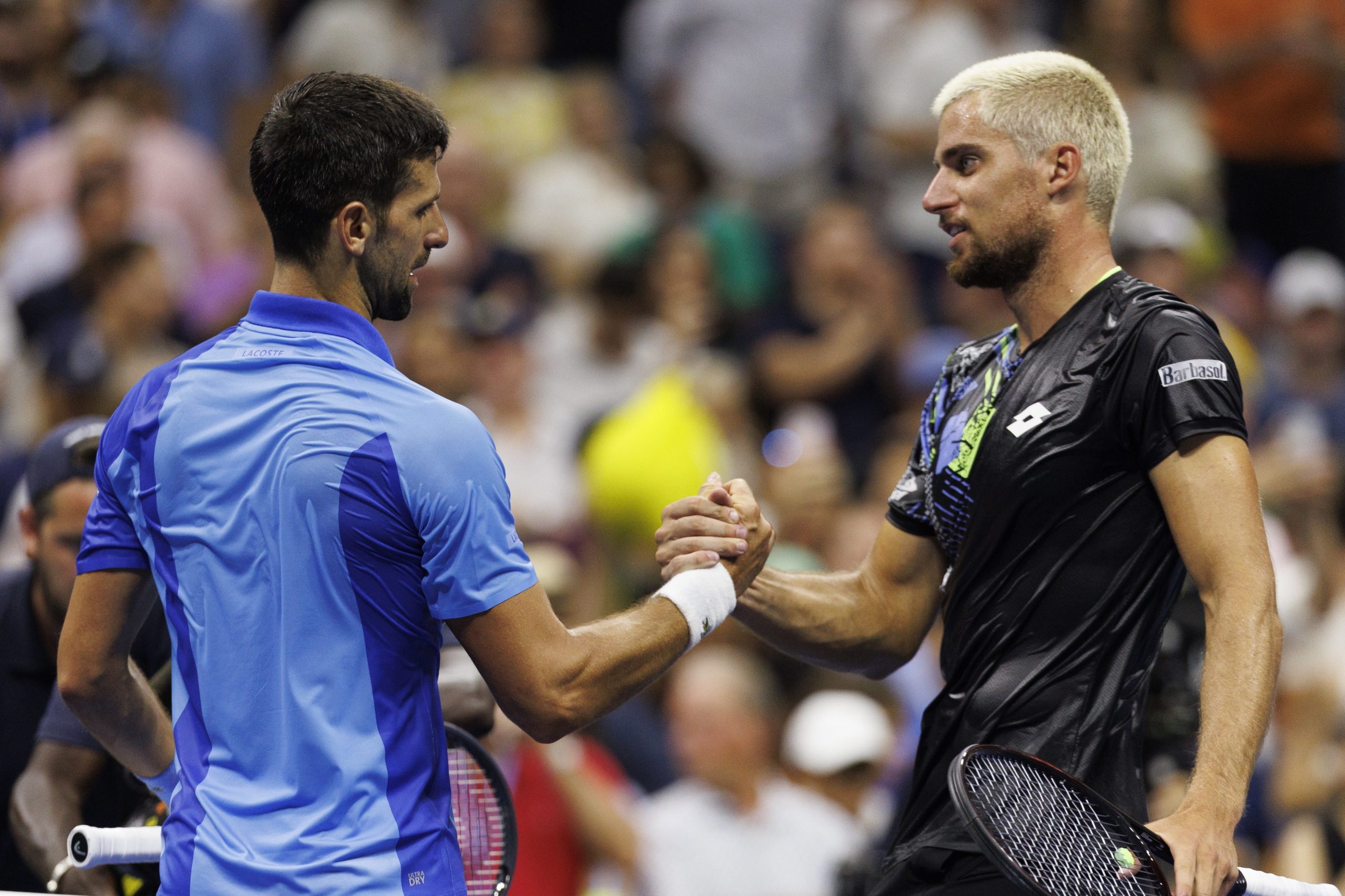 Novak Djokovic qualifica-se para os quartos de final do US Open