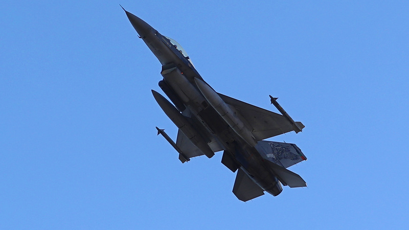 Força Aérea dos EUA retira benefícios de reforma a militares transgénero