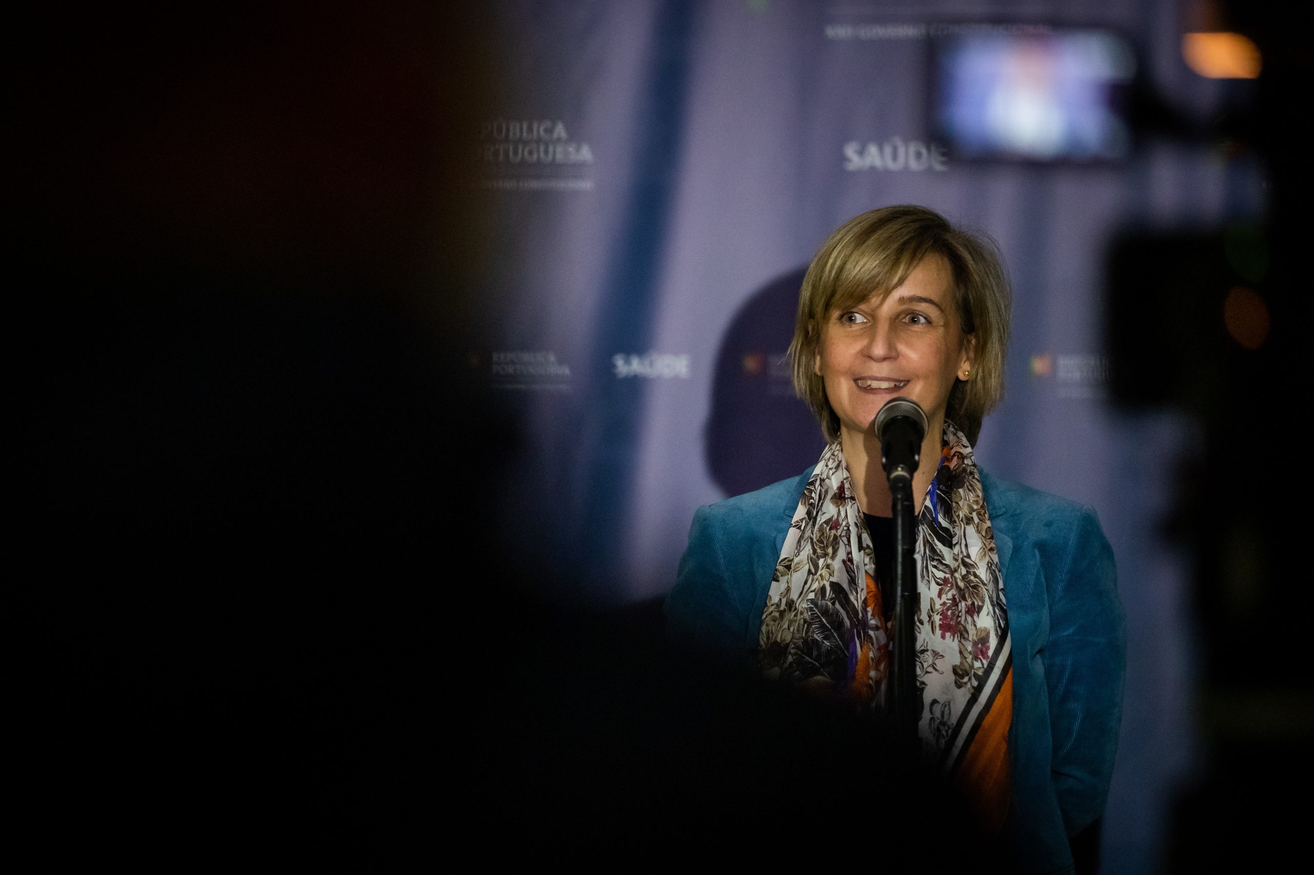 Marta Temido assume responsabilidades pelo Natal, mas é cedo para explicar subida de casos