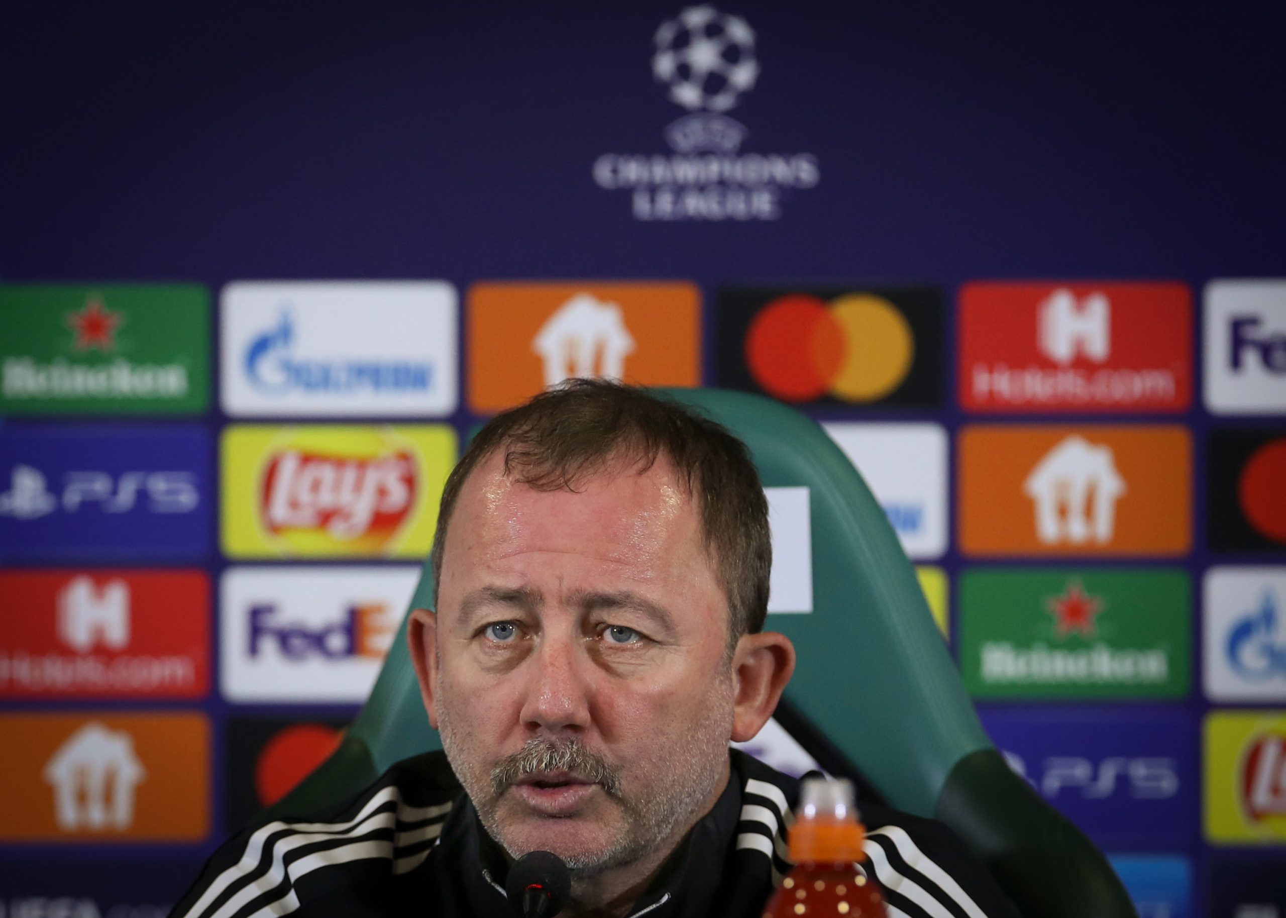 Liga dos Campeões: Treinador do Besiktas lamenta lesões mas quer ganhar em Alvalade