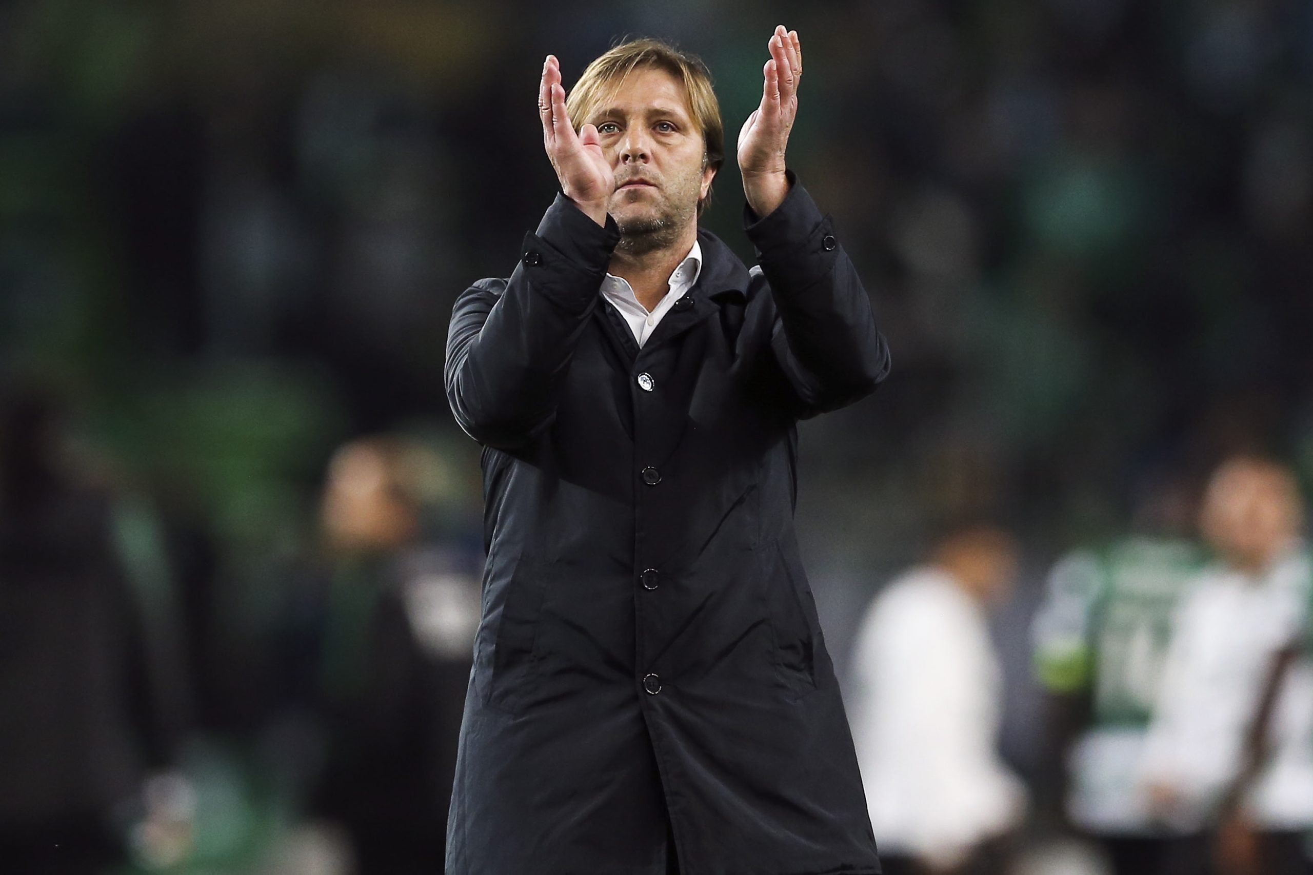 Guimarães tenta ‘assalto’ ao quarto lugar do rival Braga na visita ao Nacional