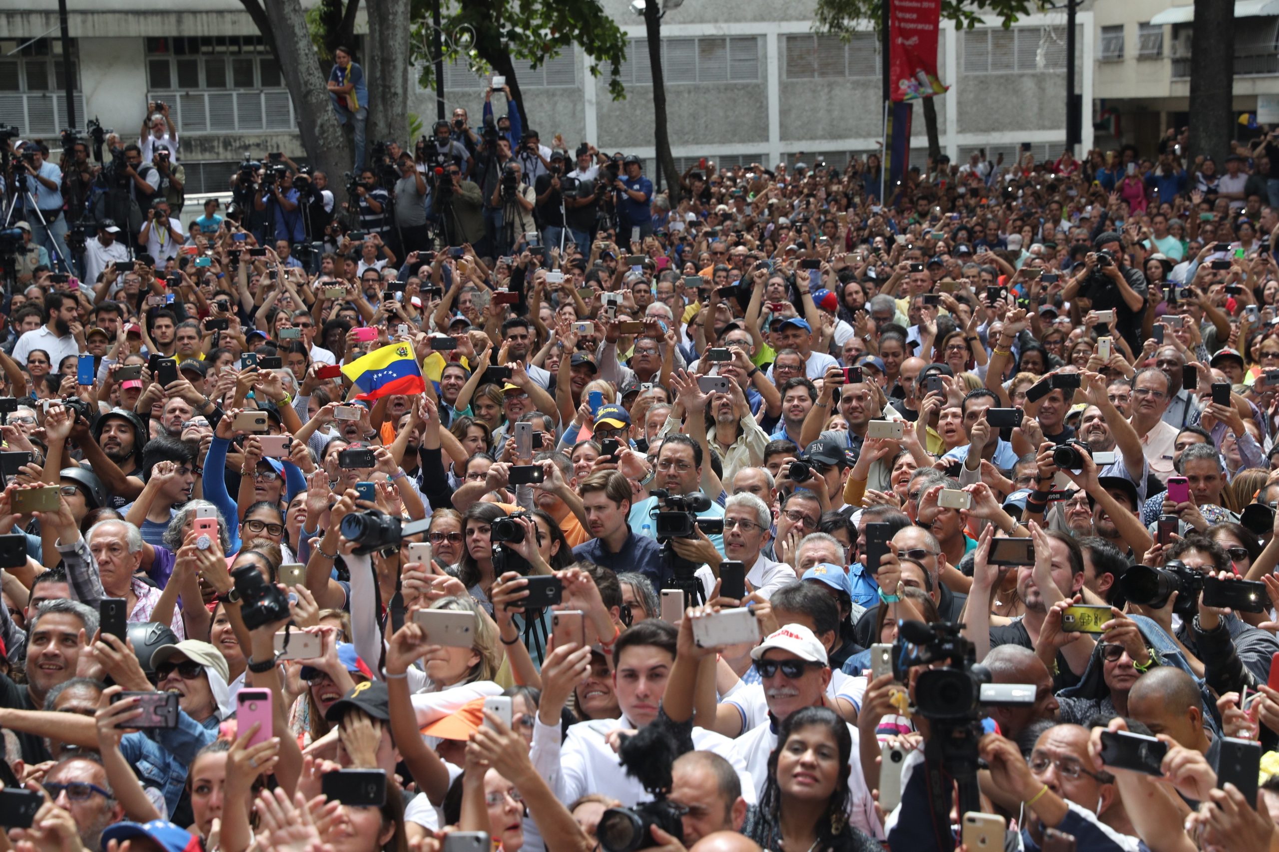 Venezuela: Portugueses temem o agravamento da violência