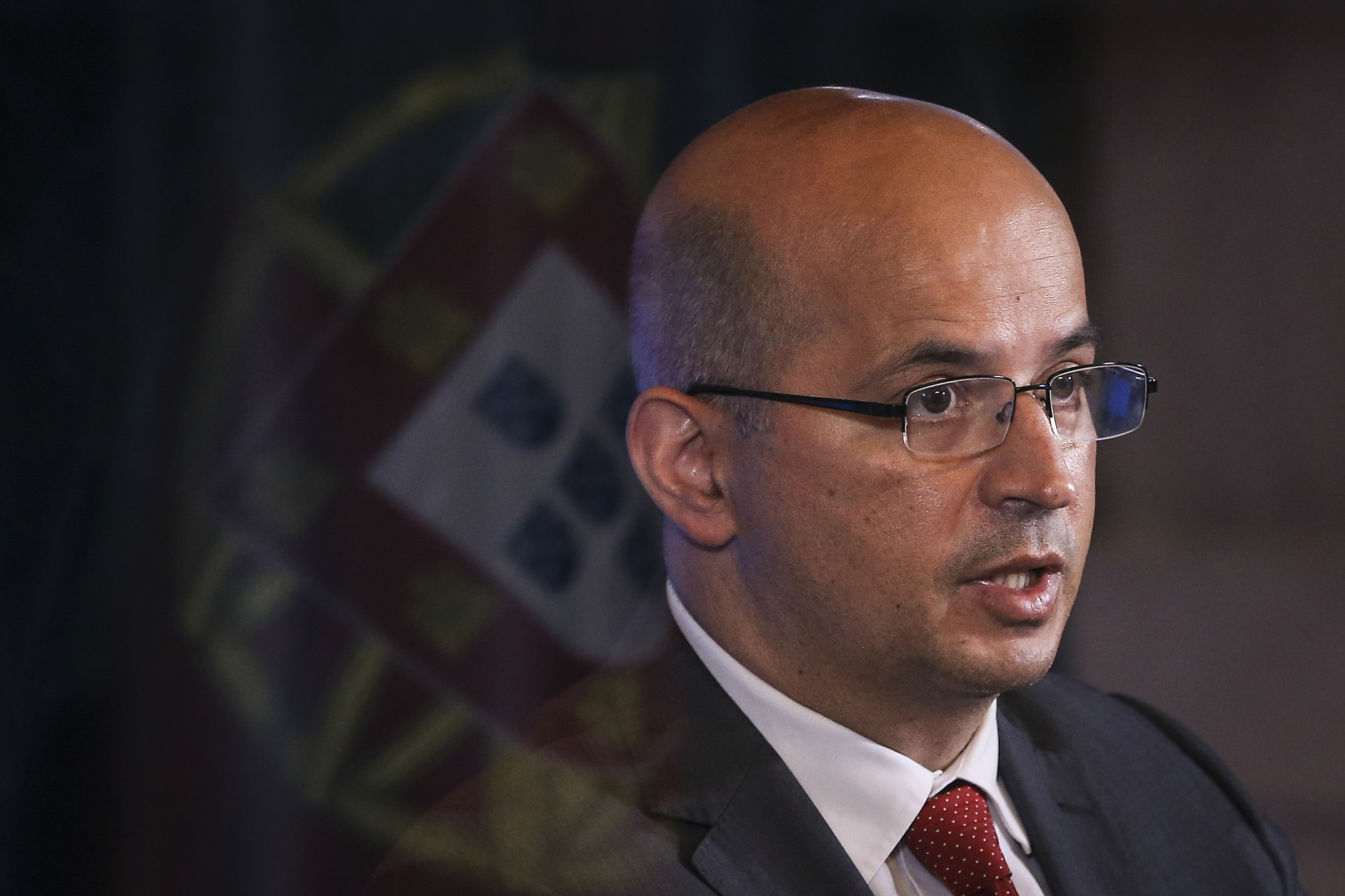 Portugal terá a ganhar com acordo tributário global do G7, diz ministro das Finanças