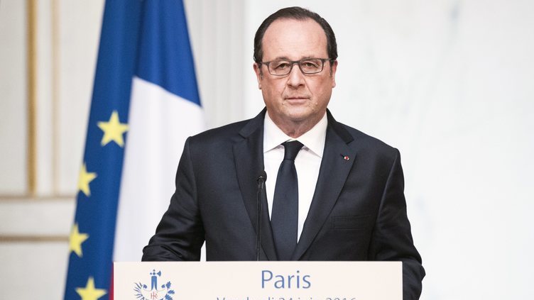 French President Francois Hollande delivers a speech following Britain's vote to leave the European Union