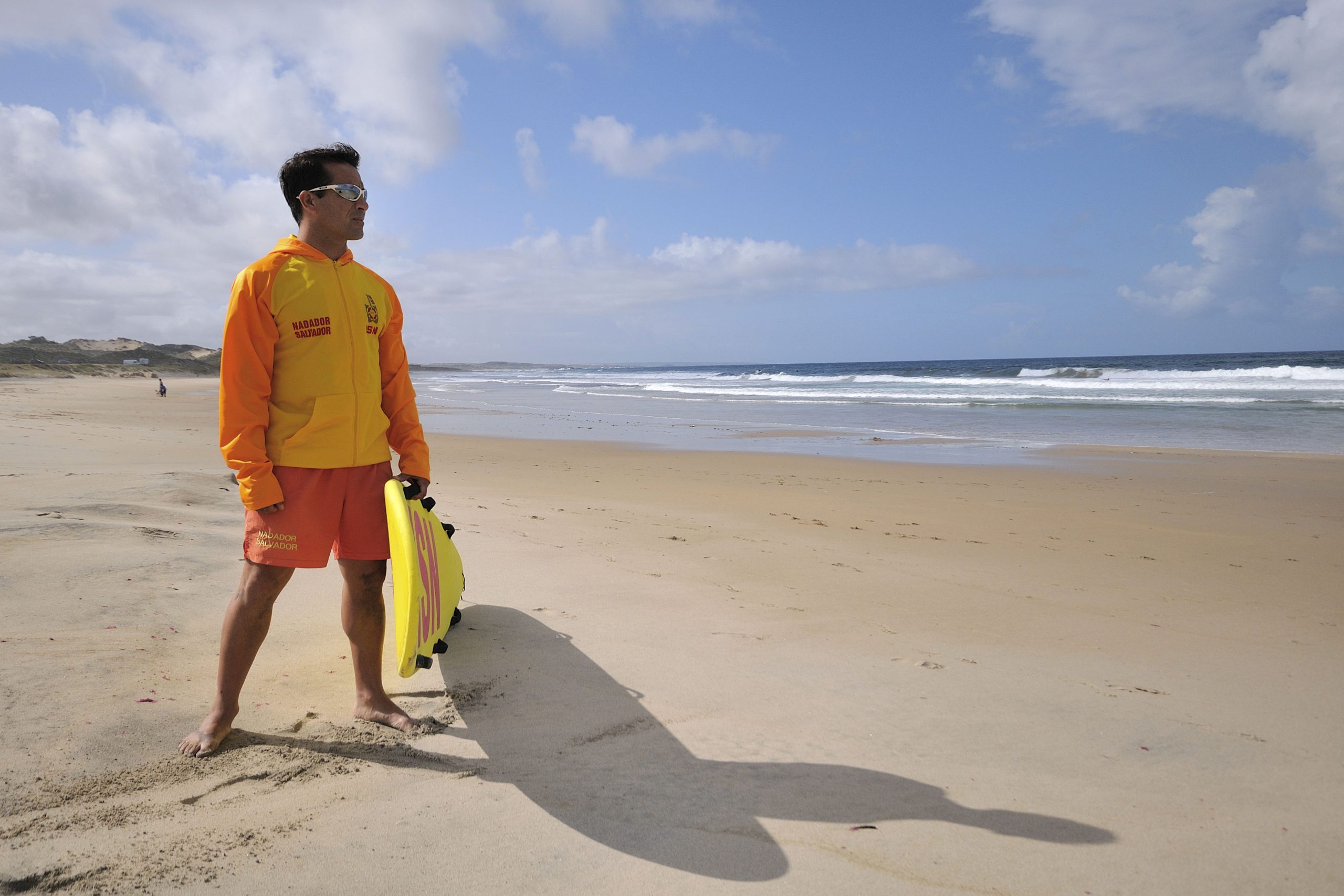 Levantada interdição a banhos na praia Fonte do Cortiço em Santiago do Cacém