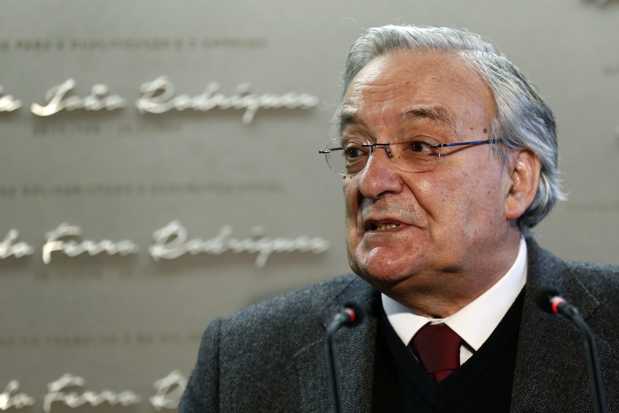 Fernando Rosas: Os grupos de extrema-direita transformaram-se em partidos dispostos a participar no jogo parlamentar