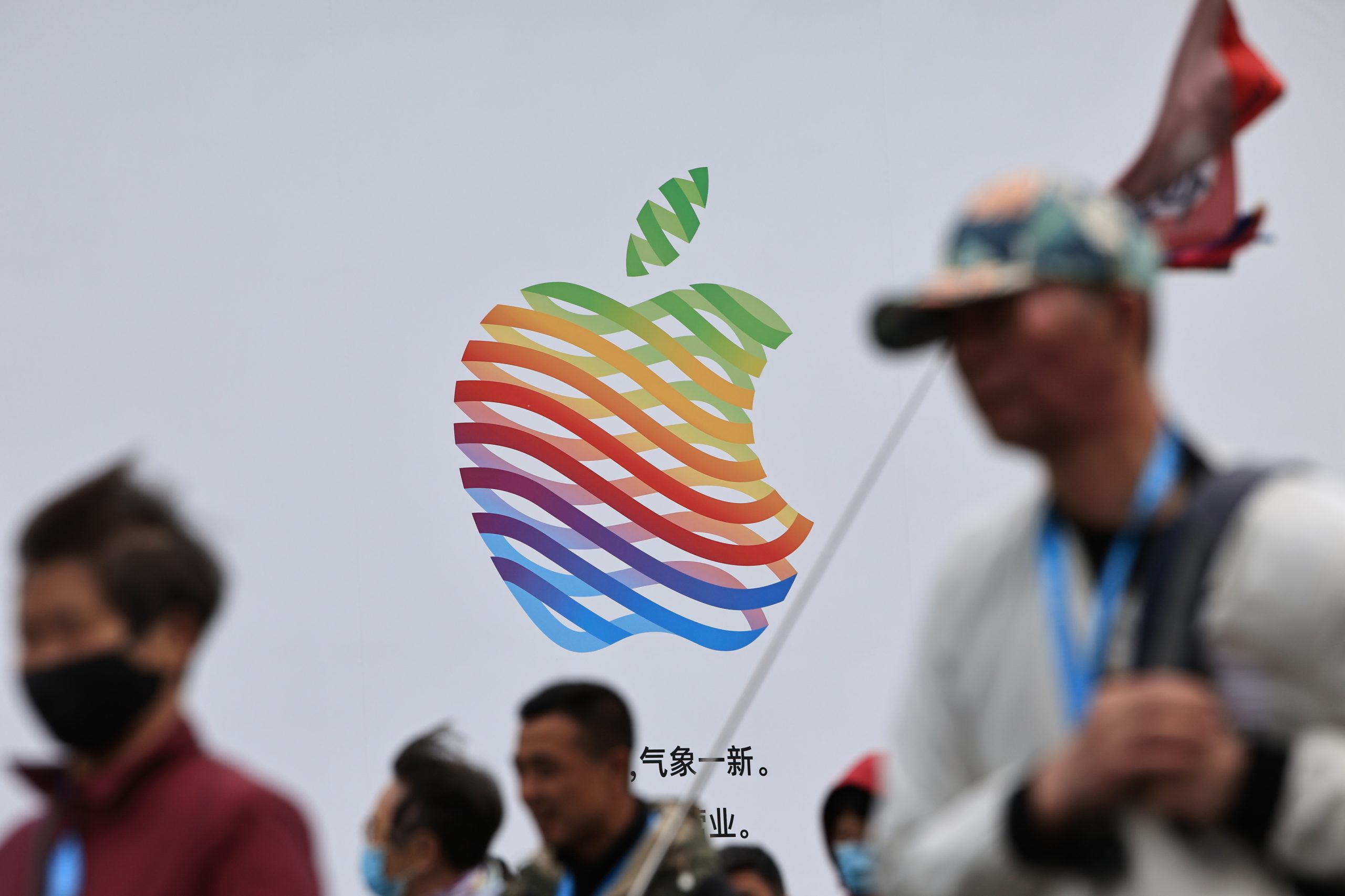 China pede aos EUA coerência e cancelamento total das taxas