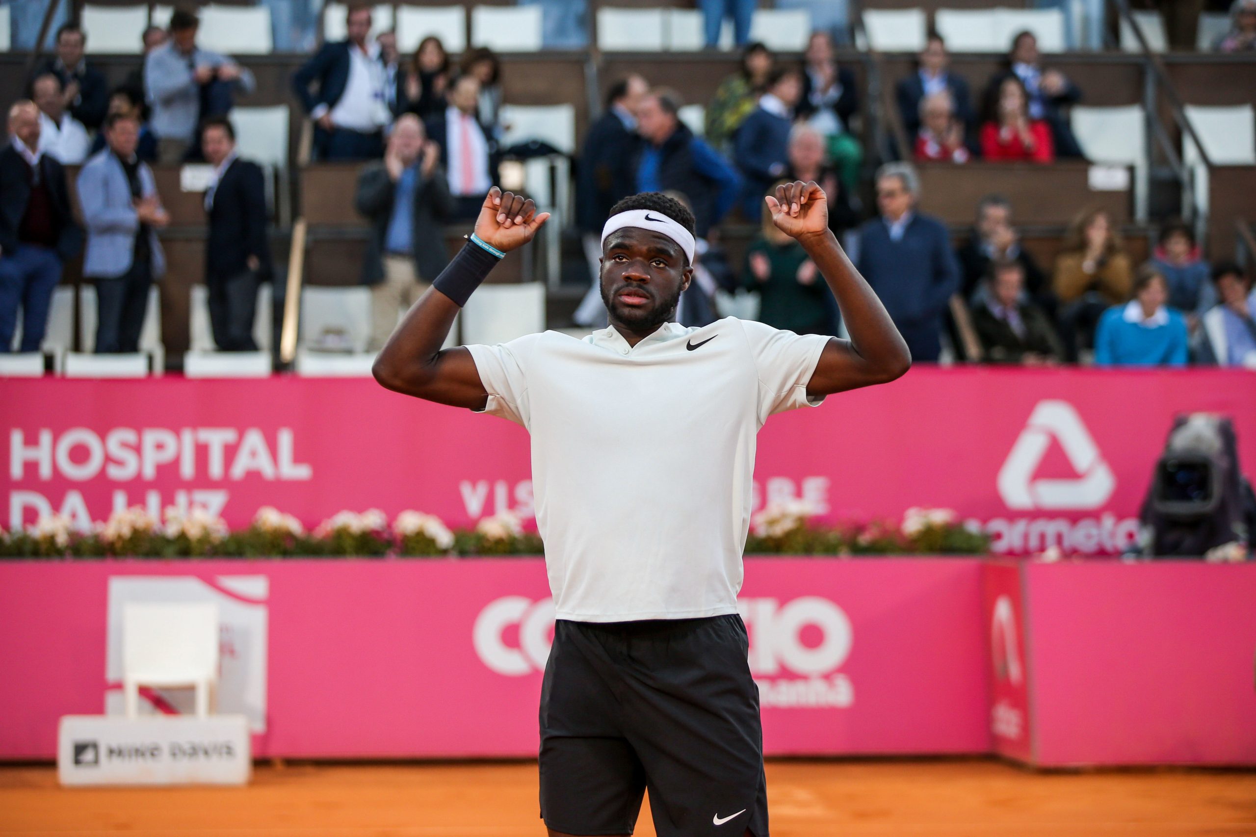 Estoril Open: Frances Tiafoe entre a tristeza da derrota e a satisfação por João Sousa