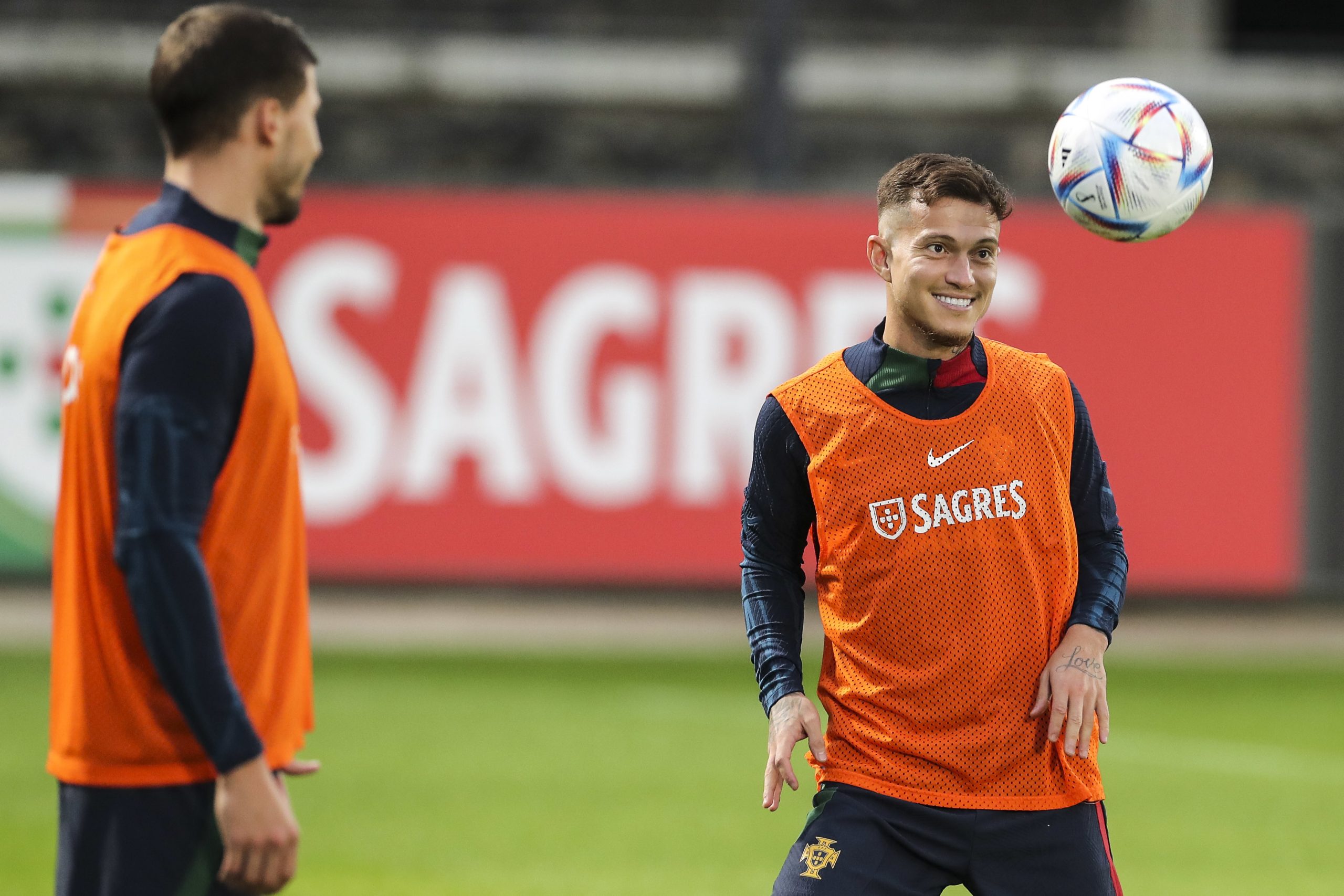 “É normal um jogador ficar aziado quando não joga”. Otávio desvaloriza polémicas à volta de Cristiano Ronaldo
