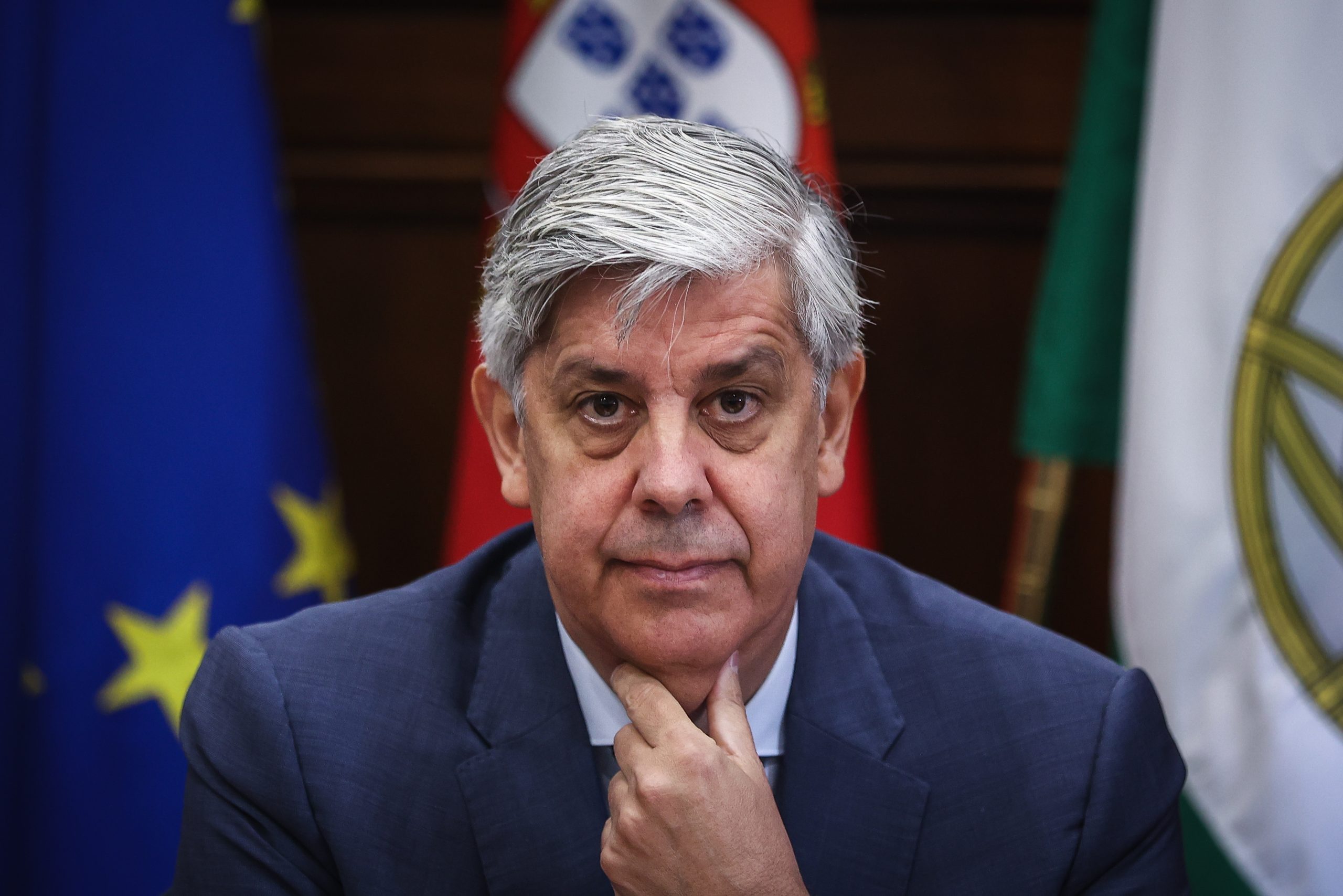 Centeno espera “mais alguns” cortes nas taxas de juro este ano
