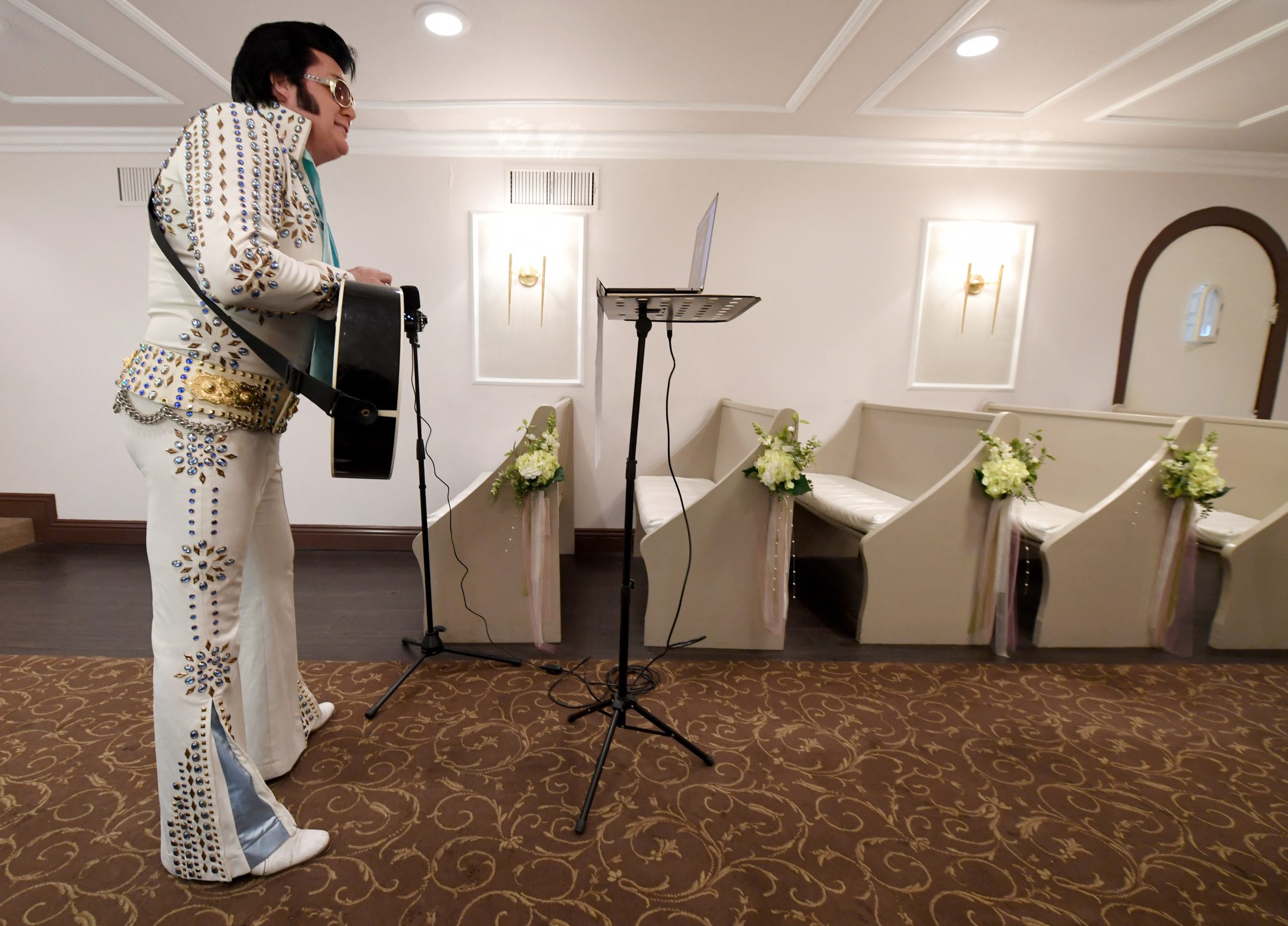 Capelas de Las Vegas proibidas de realizar casamentos temáticos com Elvis Presley