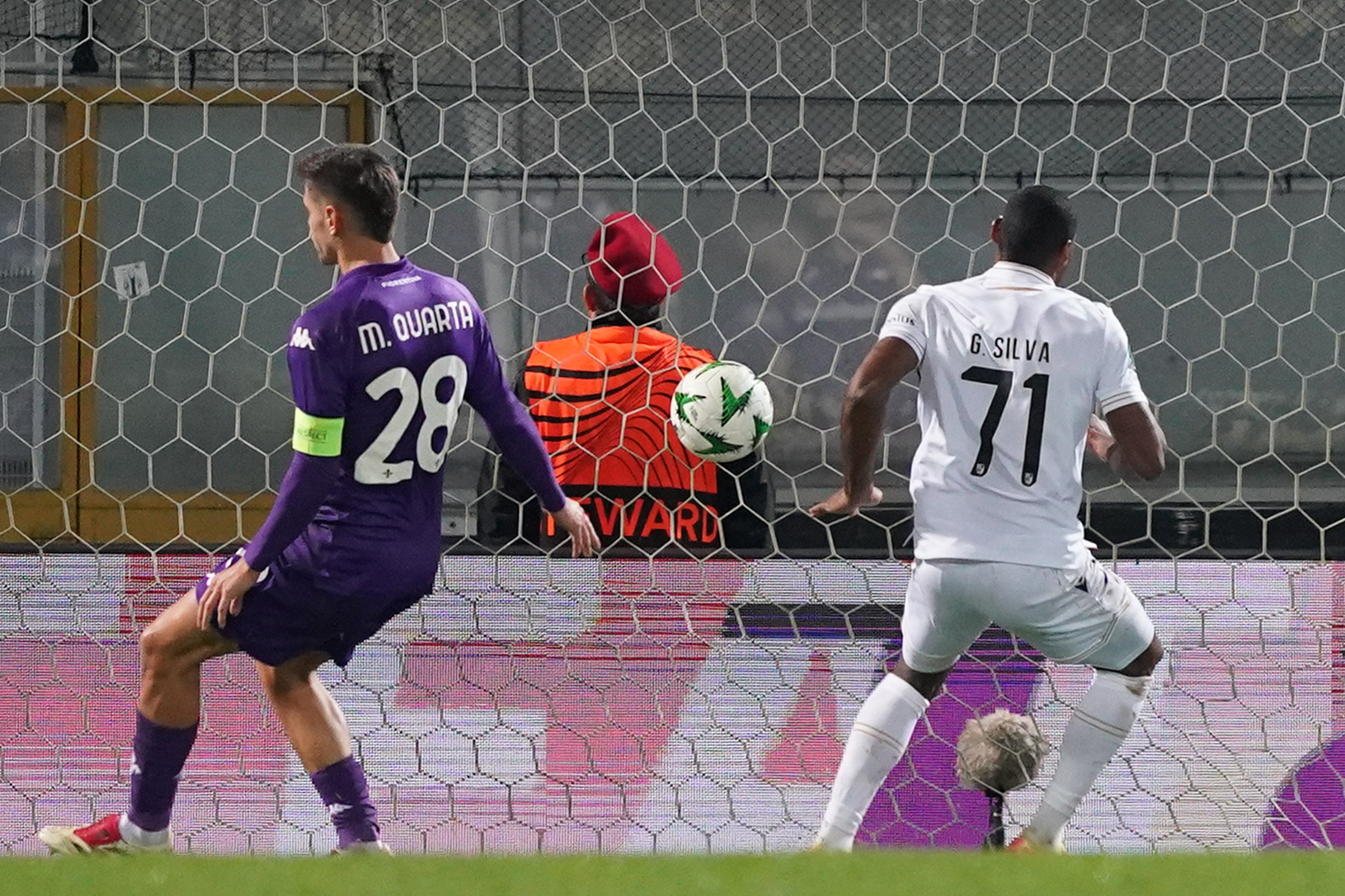 Vitória SC empata com Fiorentina e confirma ‘oitavos’ da Liga Conferência