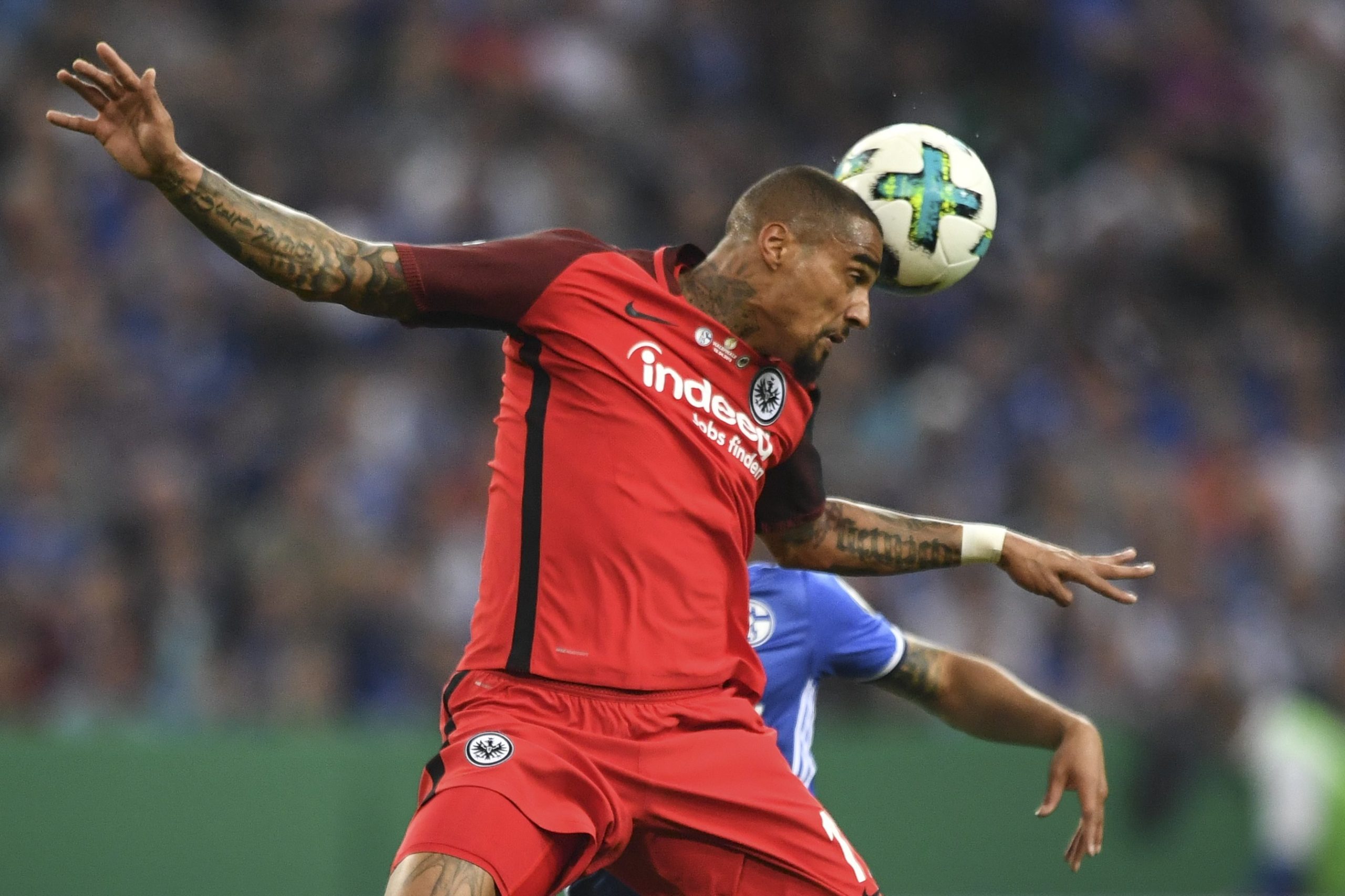 Kevin-Prince Boateng reforça FC Barcelona até ao final da temporada