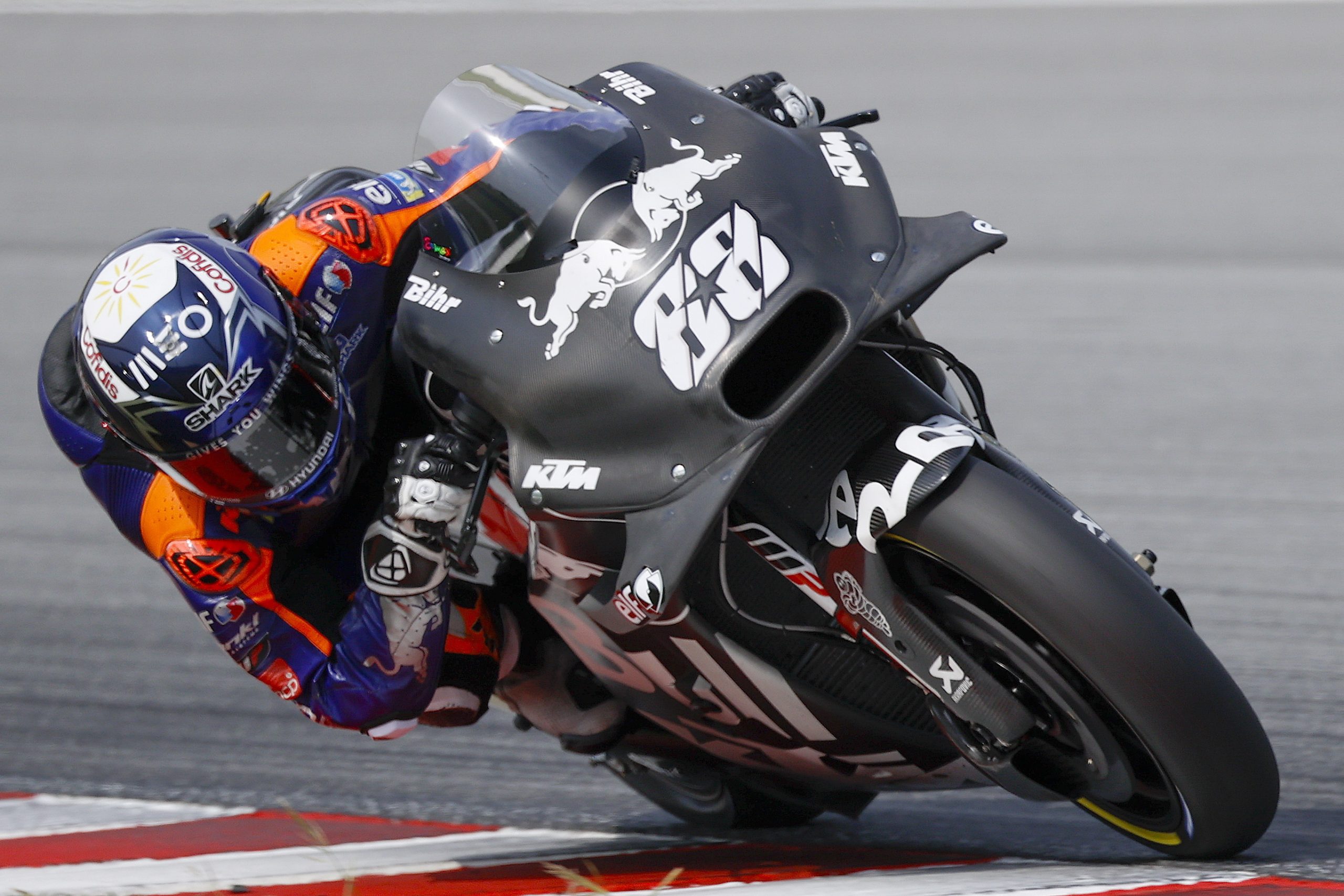 Miguel Oliveira caiu no segundo dia de testes de MotoGP no Qatar