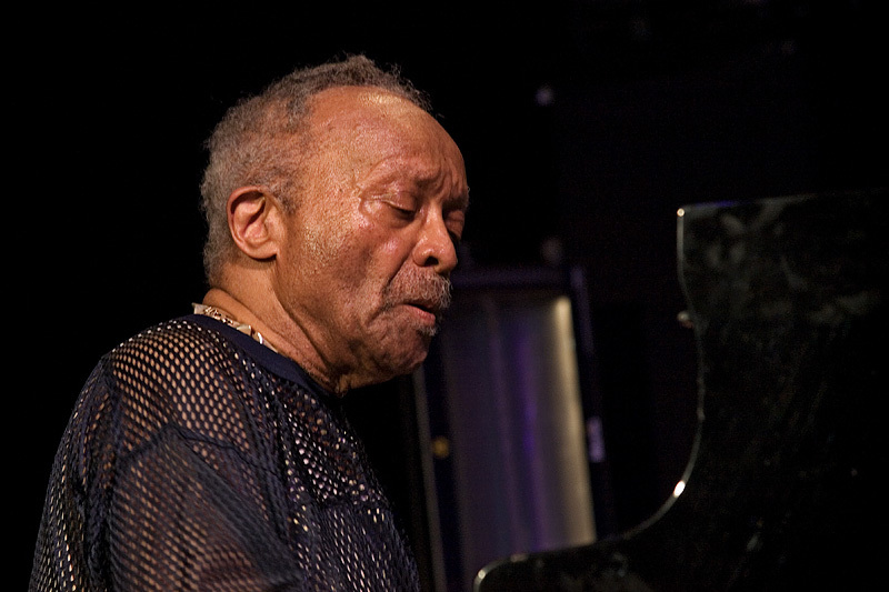 Morreu o pianista norte-americano Cecil Taylor, pioneiro do free jazz