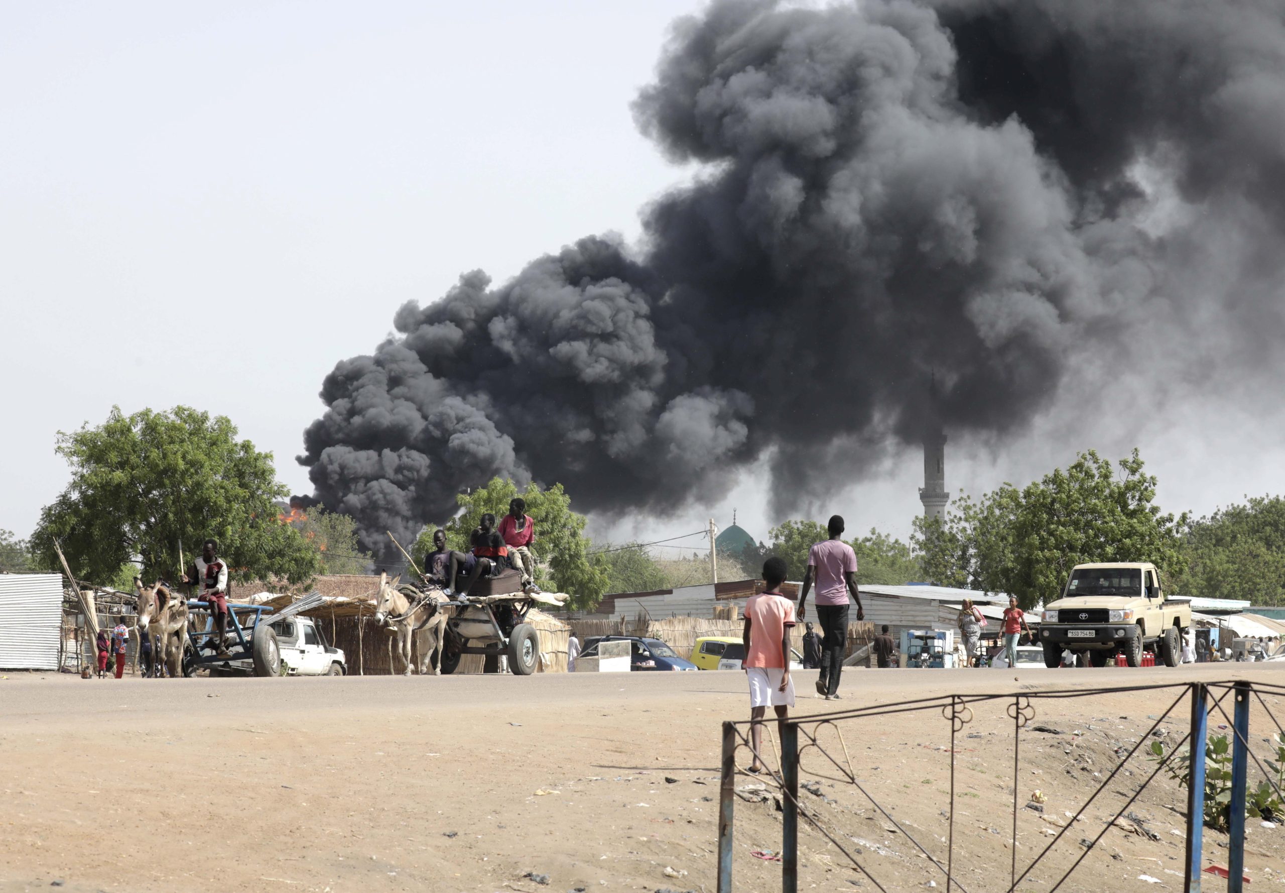 EUA e Arábia Saudita alertam que ataques impedem ajuda humanitária no Sudão
