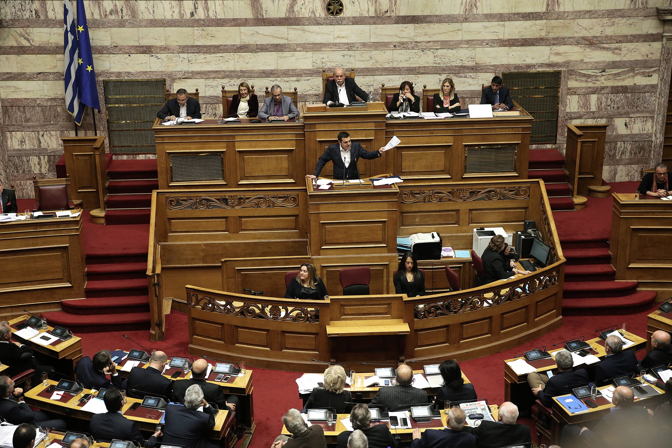 Parlamento grego ratifica nome de Macedónia do Norte