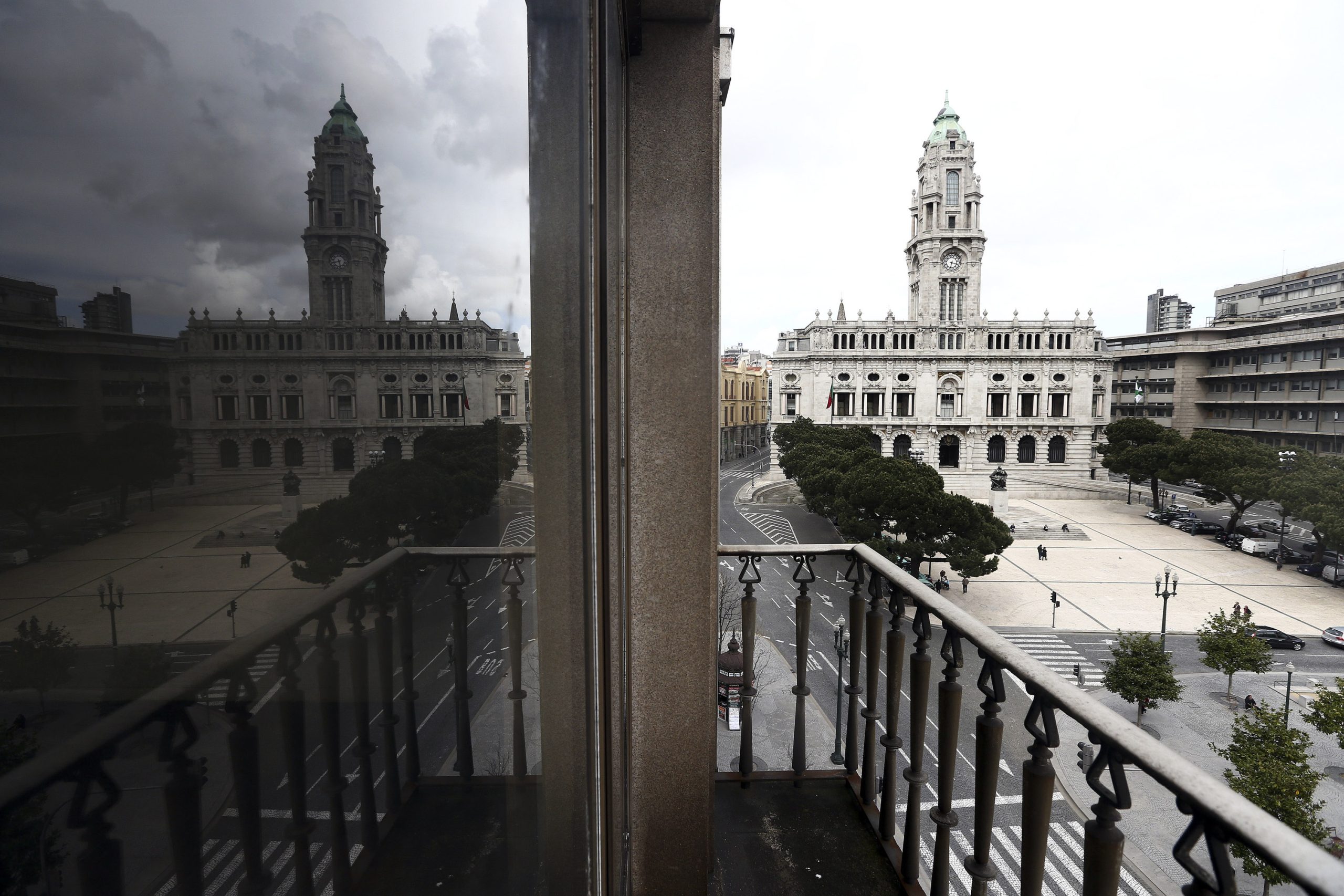 Câmara do Porto revogou concurso para concessionar limpeza em metade da cidade