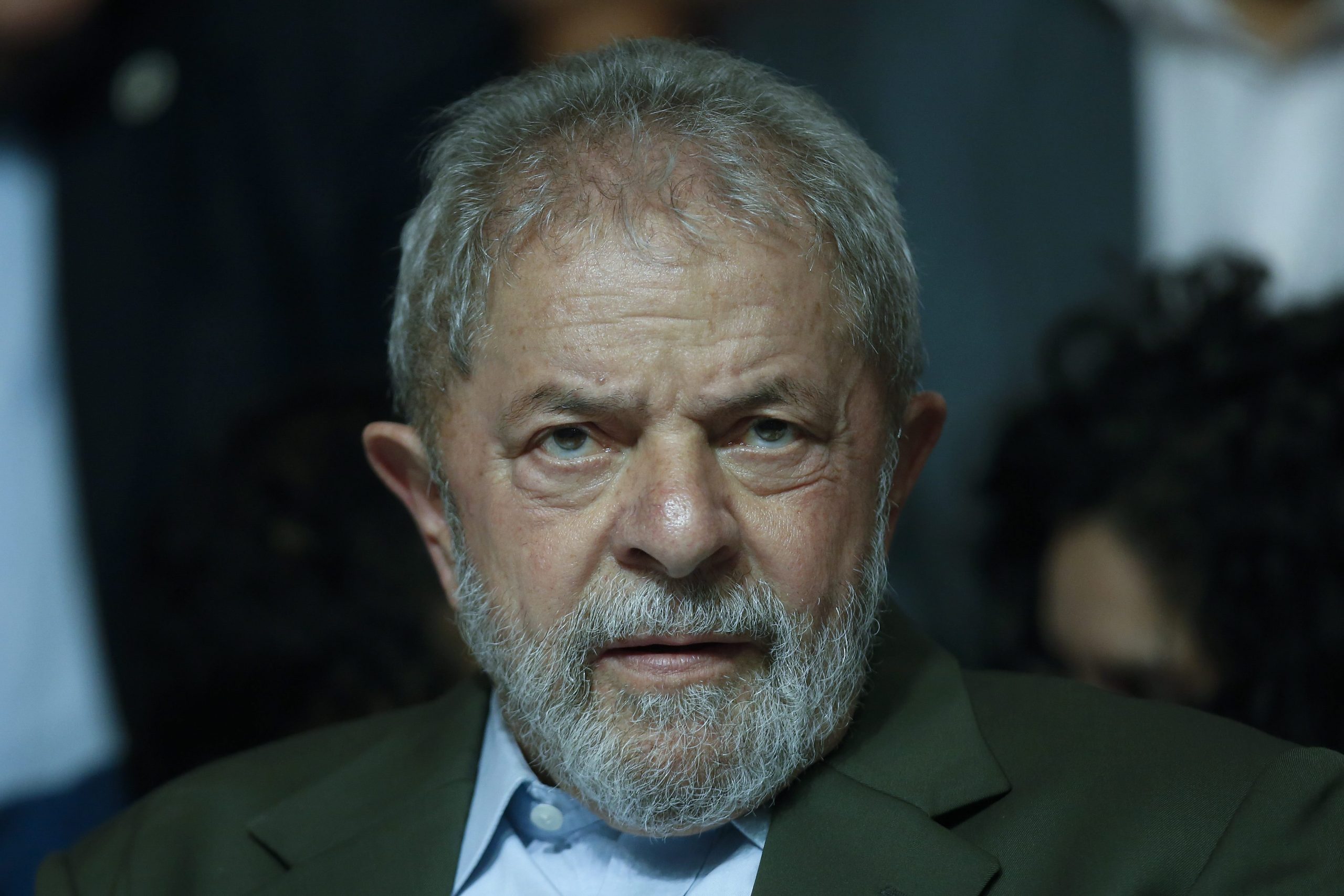 Lula da Silva condenado a nove anos e meio de prisão