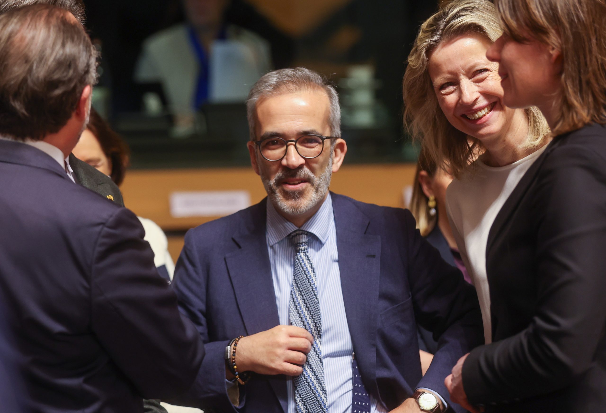 Portugal trabalha “em várias frentes” para reforçar apoio a Kiev