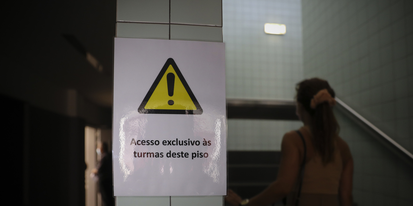 Covid-19: ‘Take-away’ com problemas no Porto porque alunos ficam a comer na escola