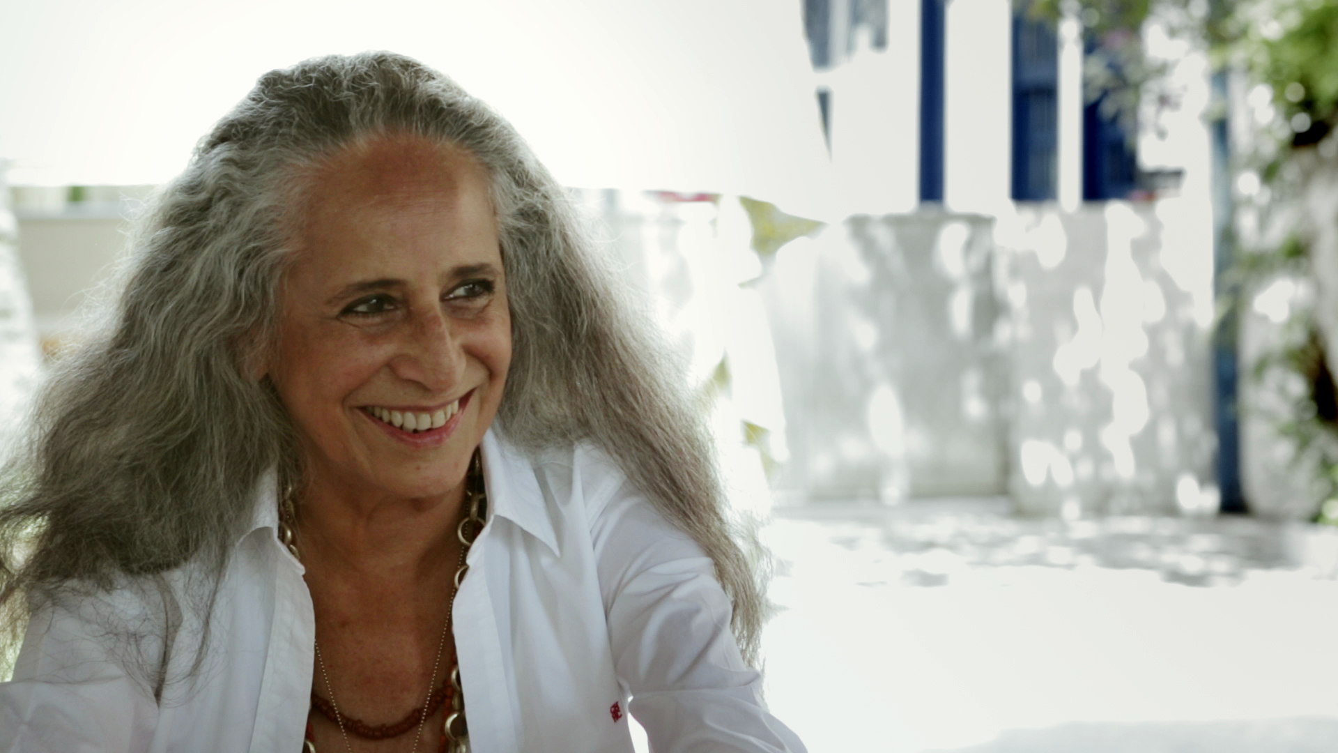Maria Bethânia no documentário 