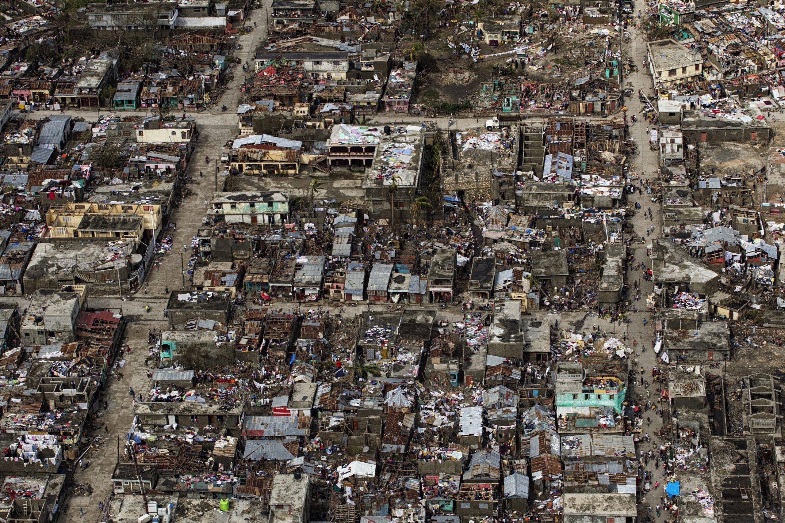 Furação Matthew provocou pelo menos 820 mortos no Haiti