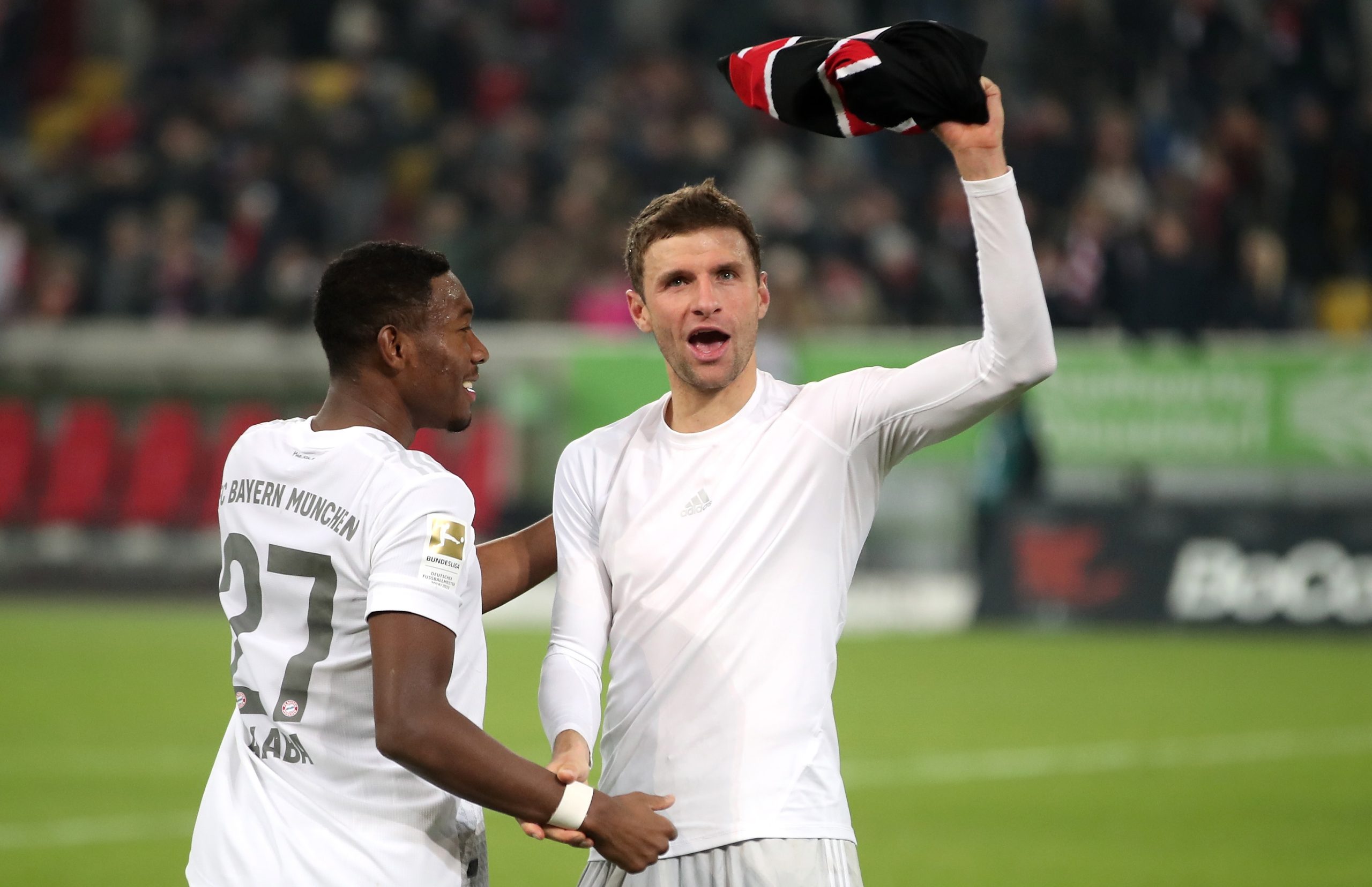 Bundesliga. Mönchengladbach perde e vê Bayern aproximar-se da liderança do campeonato