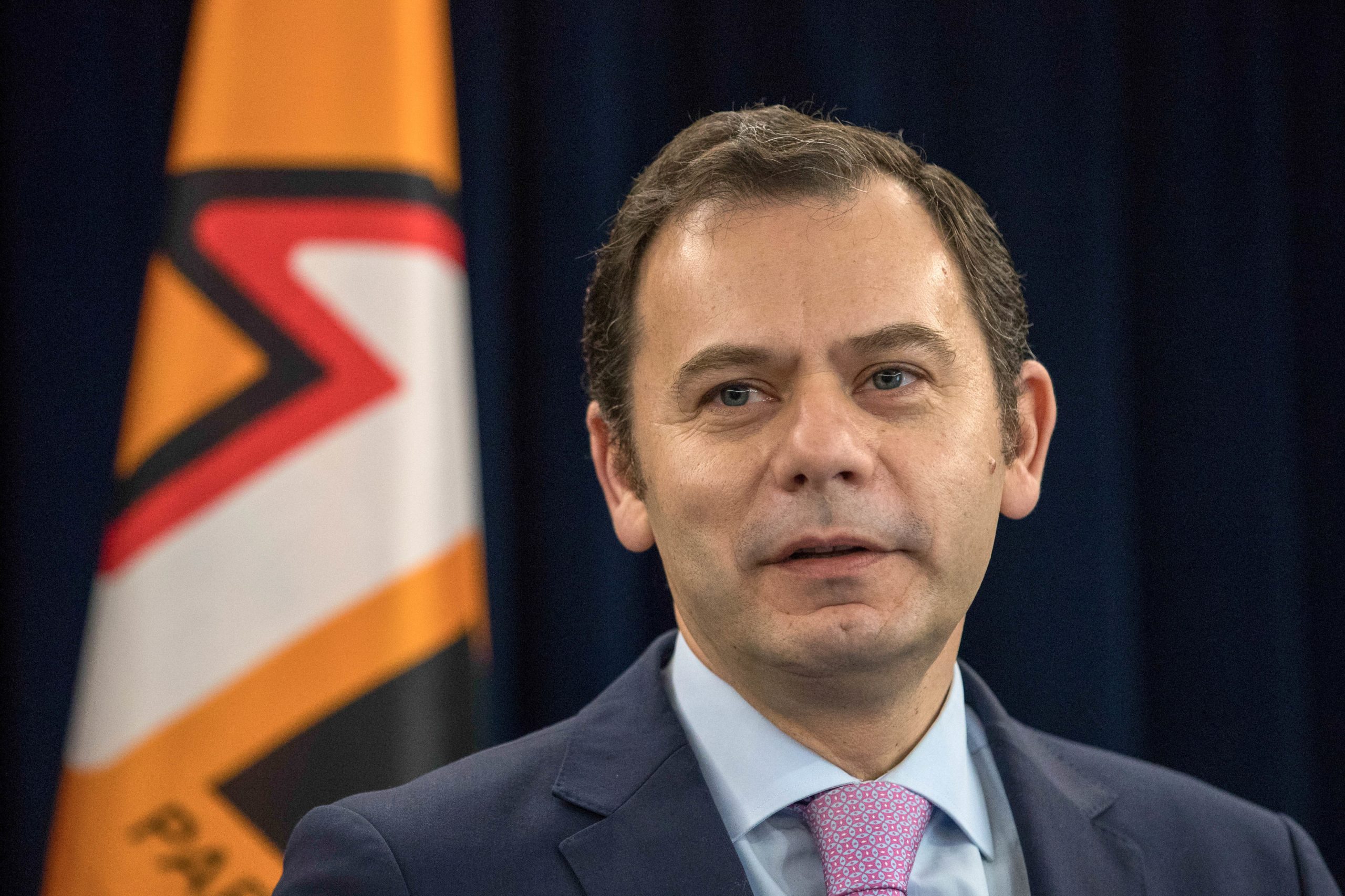 PSD: Montenegro quer partido “à Cavaco” e exige a Rio que garanta transparência das diretas