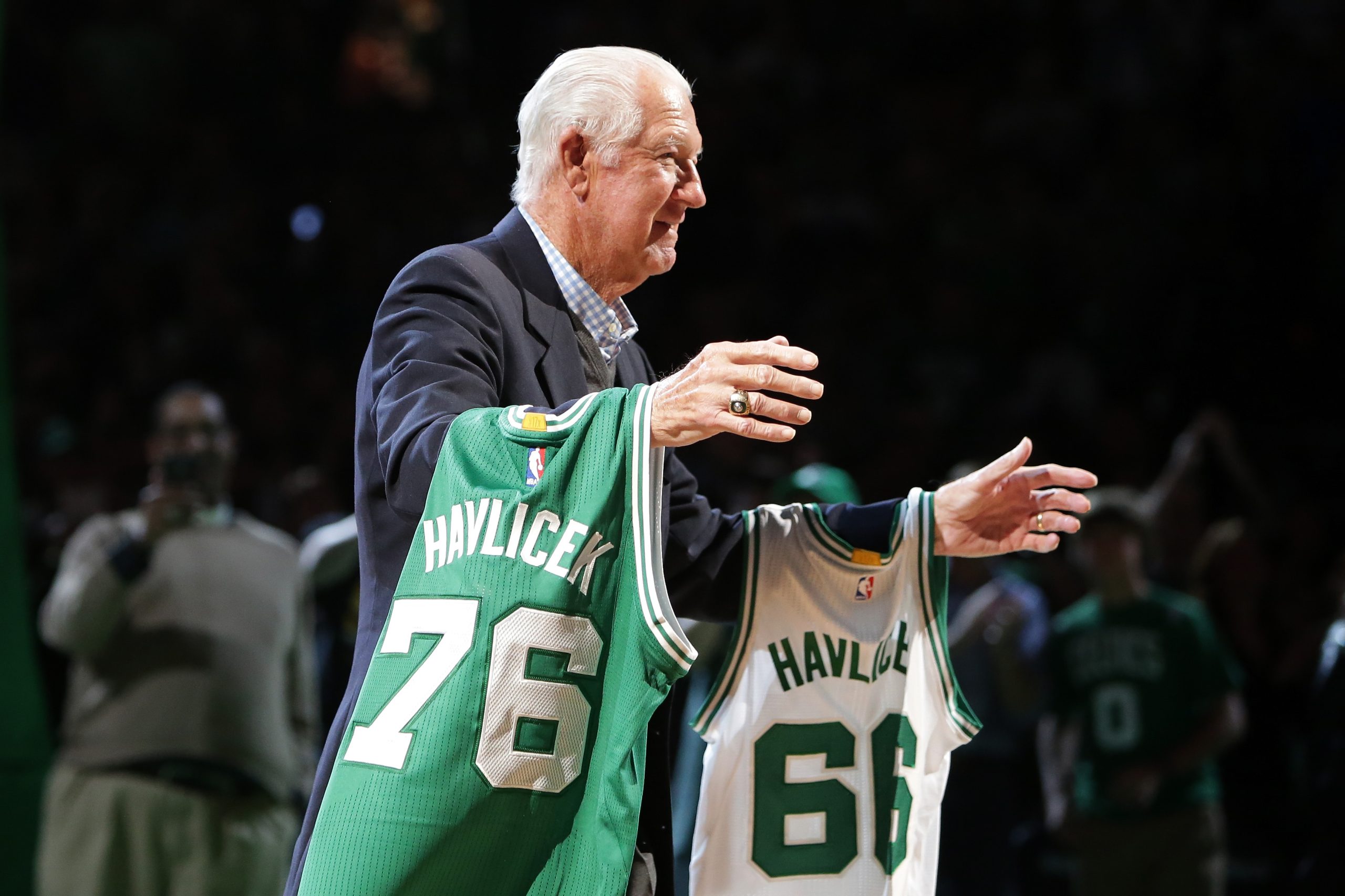 Morreu John Havlicek, melhor marcador da história dos Boston Celtics