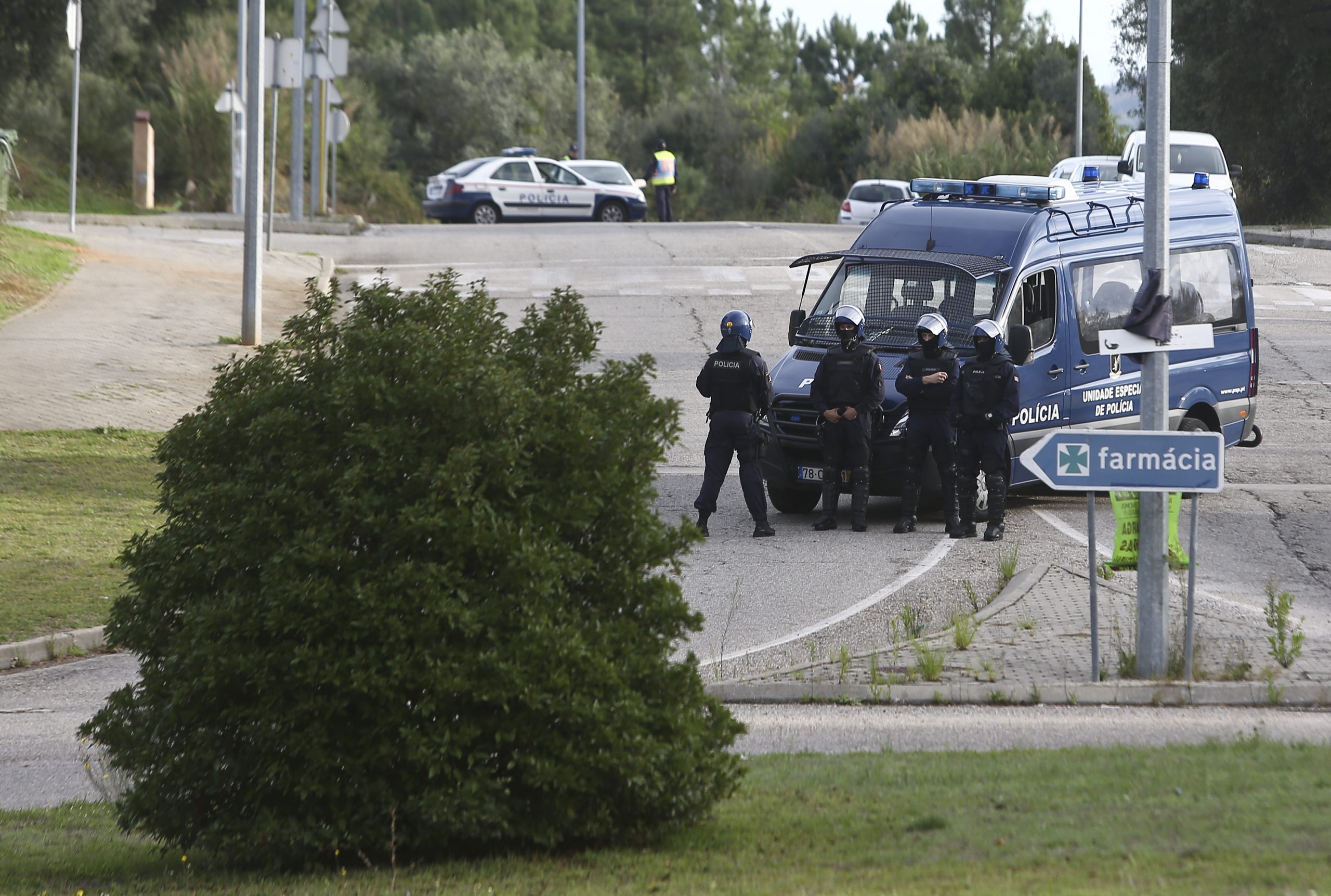 Sobe para doze o número de detidos em operação policial em bairro de Coimbra
