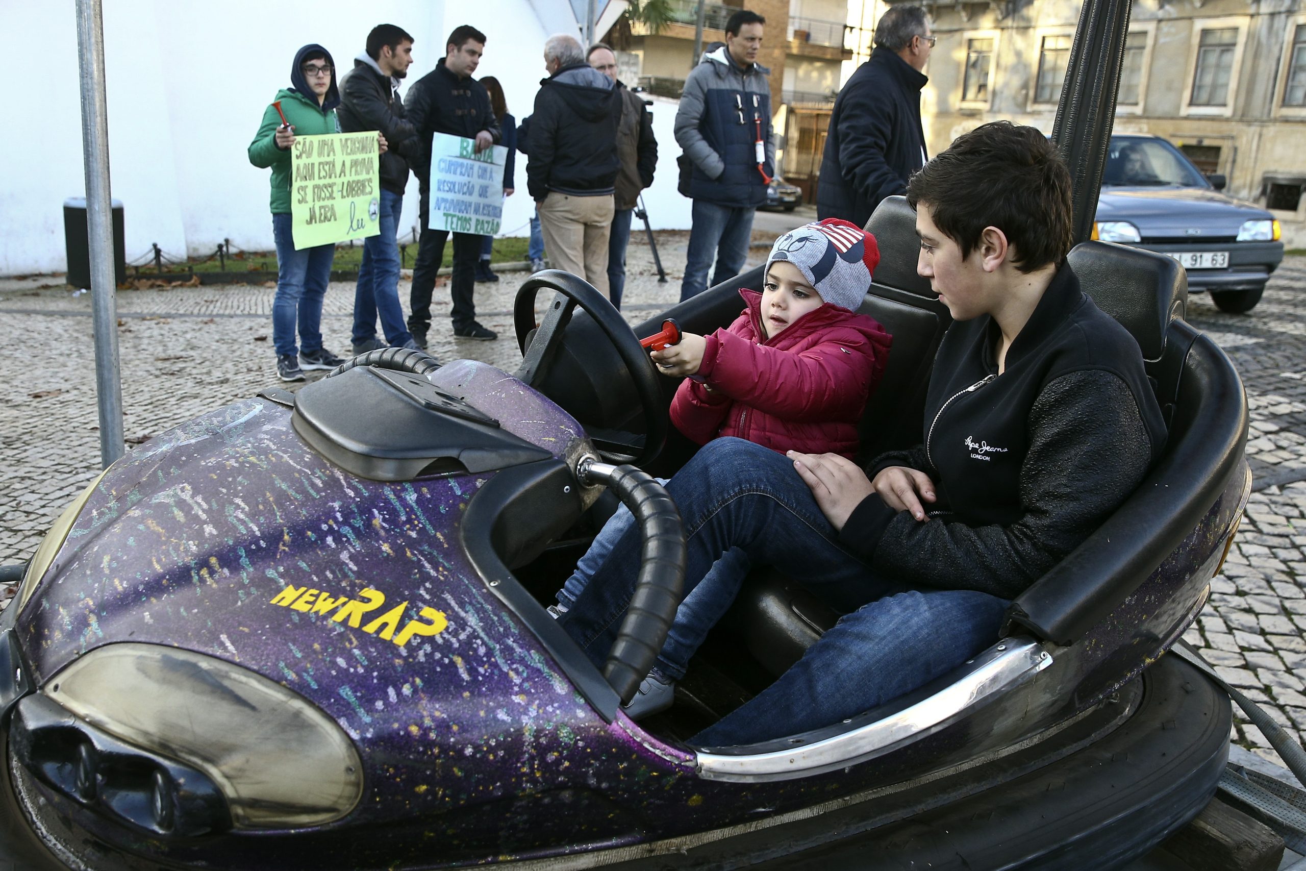 De hoje até 25 de março, todos os dias há protestos dos empresários da diversão