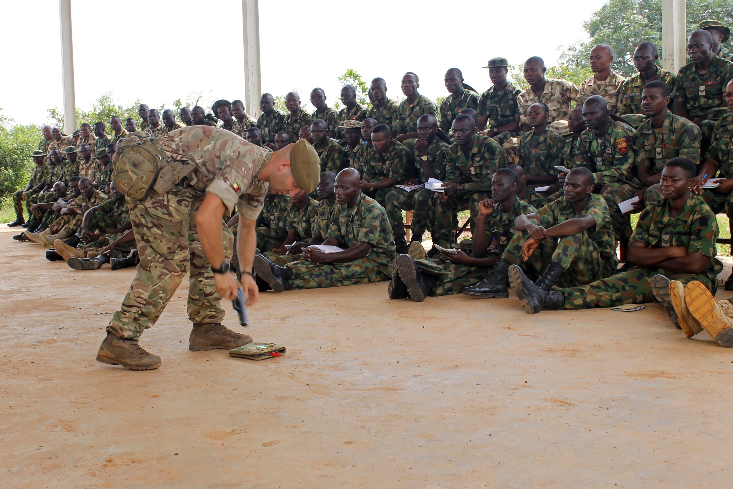 Boko Haram mata pelo menos 30 soldados em ataque contra base militar na Nigéria