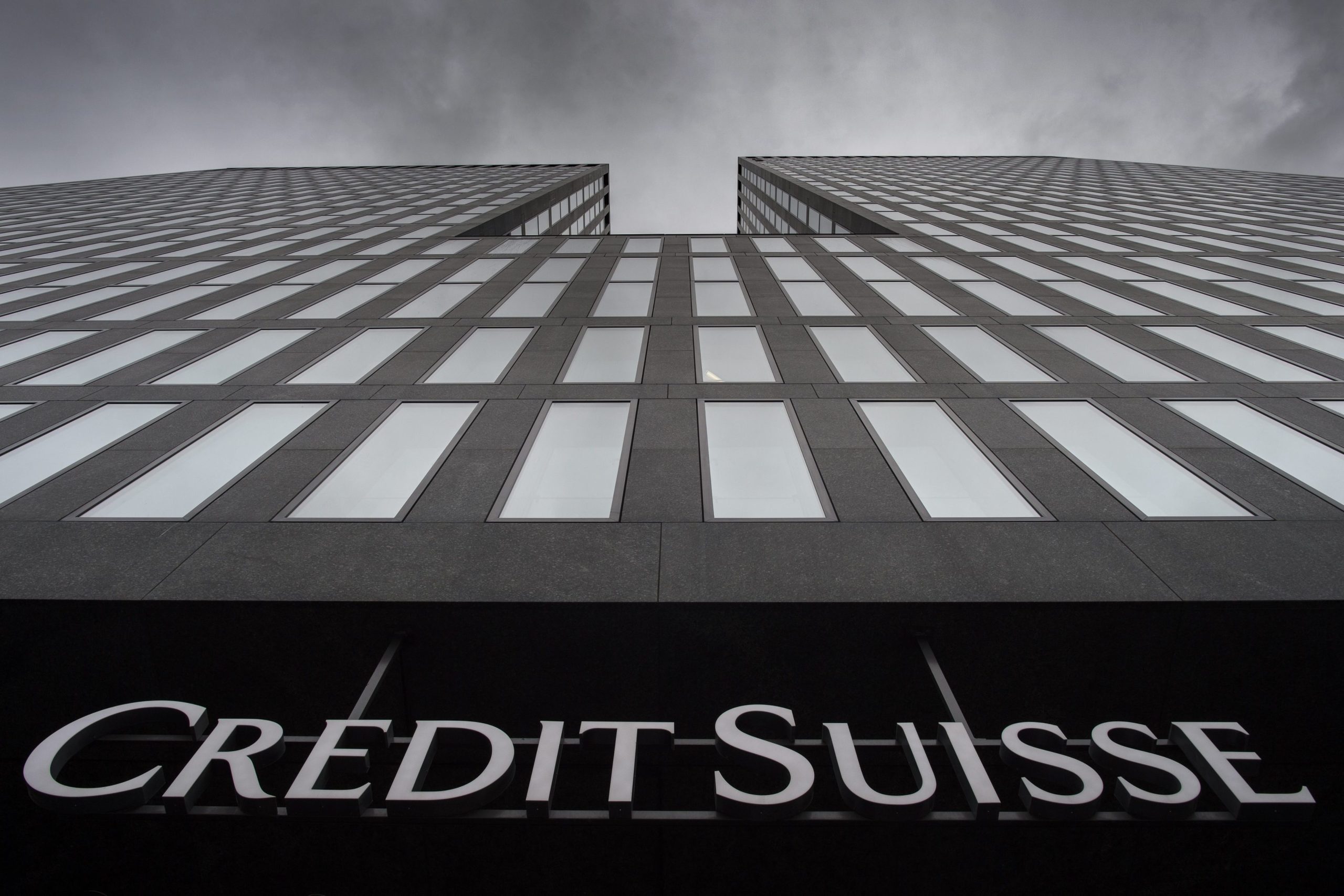 Investigação revela que Credit Suisse teve fundos de fortunas ligadas à corrupção em todo o mundo