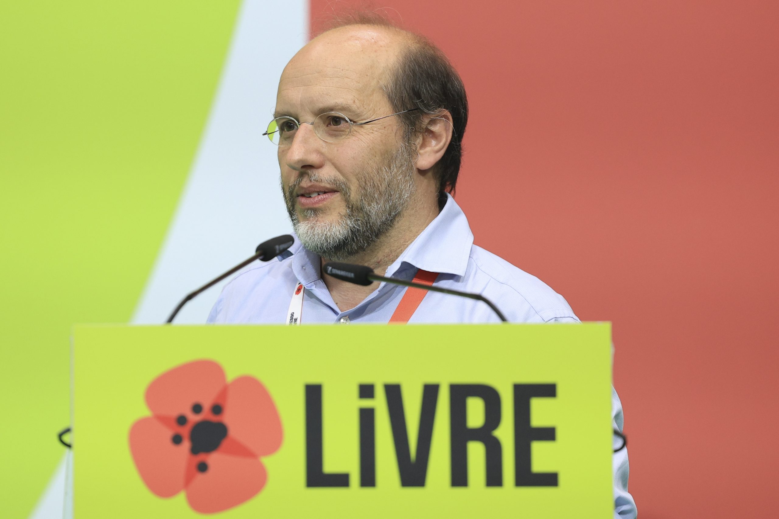 Rui Tavares acusa Aguiar-Branco de ver parlamento como “mera arena onde tudo se pode dizer”