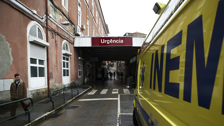 Crianças hospitalizadas após alerta de fuga de gás em escola de Braga estão “estáveis”