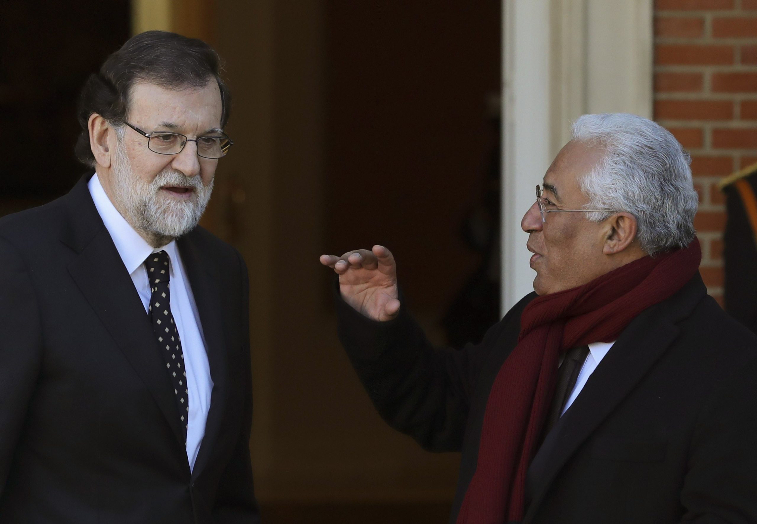 António Costa deseja “felicidades” a Mariano Rajoy que deixa presidência do PP espanhol