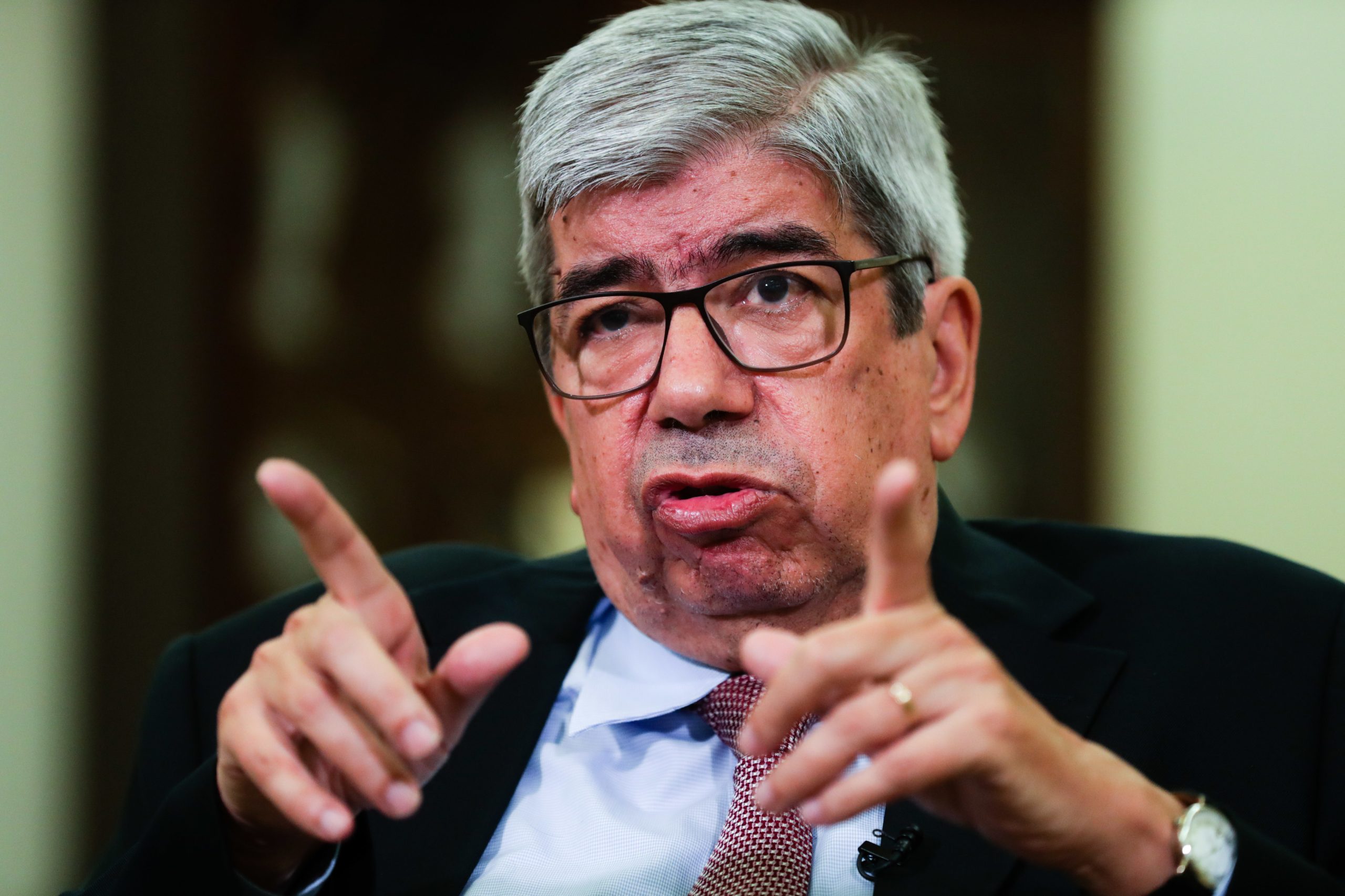 Parlamento recusa condenar Ferro Rodrigues pelo incidente com André Ventura
