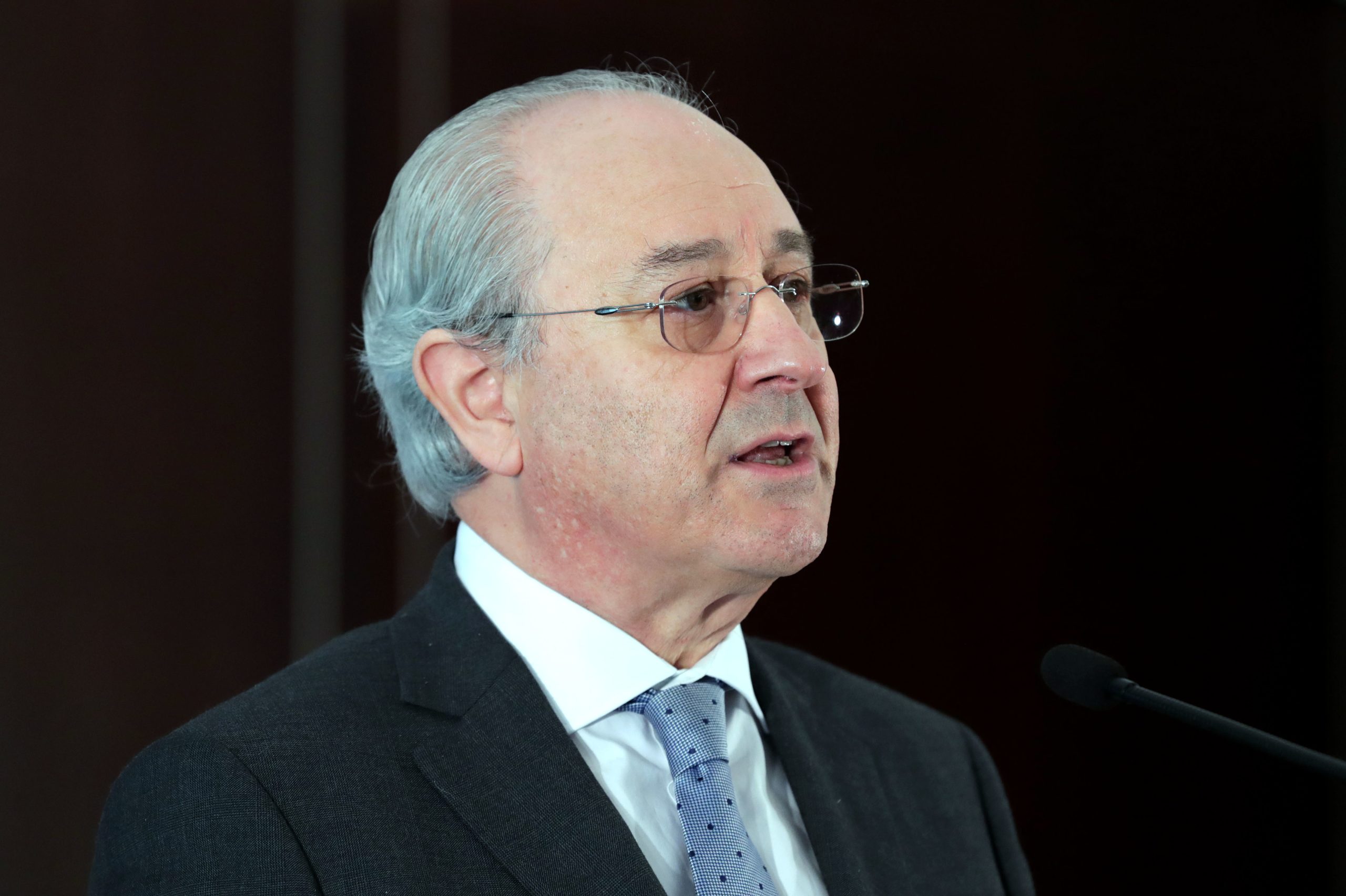 Rui Rio defende que desconfinamento não deve avançar nos concelhos de maior risco