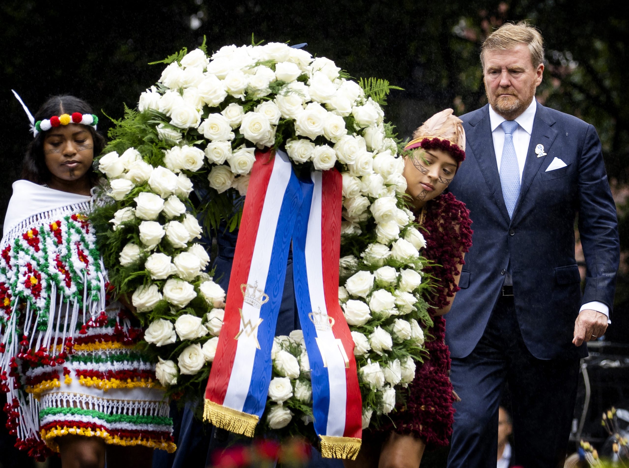 “Peço perdão”. Rei dos Países Baixos pede desculpas por escravidão durante a era colonial
